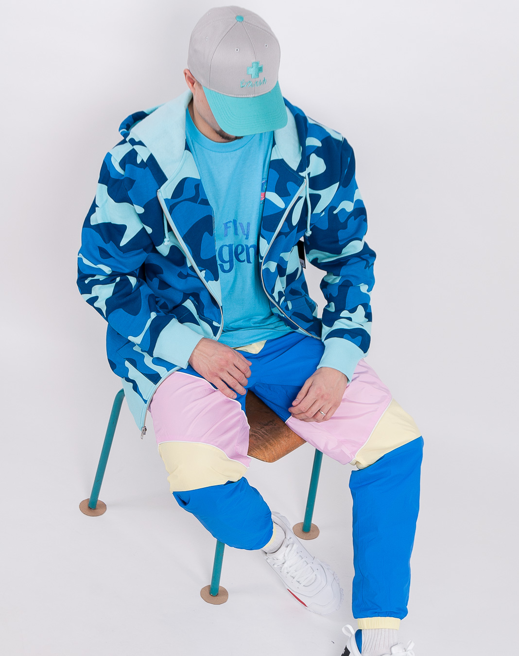 Triko Pink Dolphin Fly Legends '18 Tee Aqua