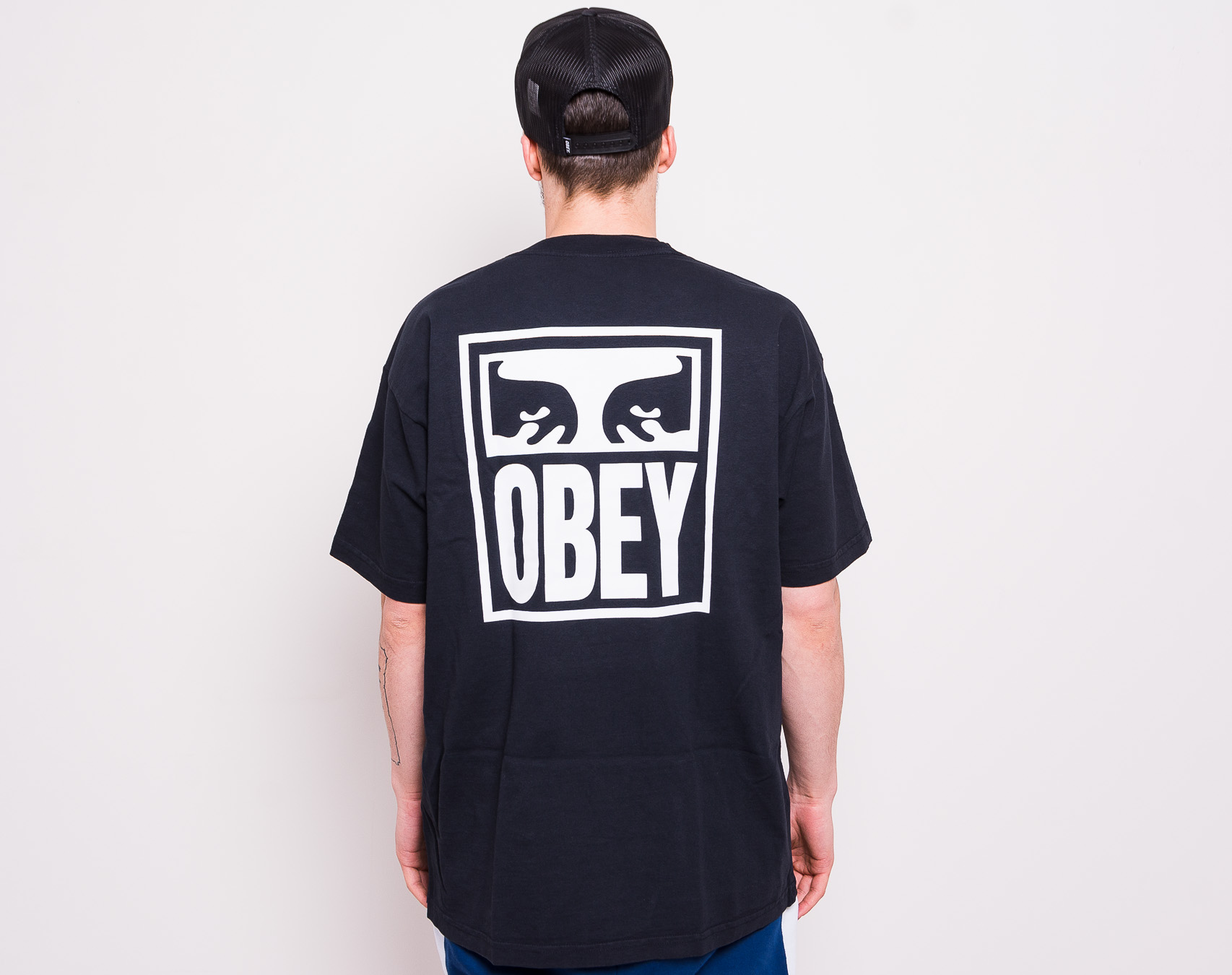 Triko OBEY Eyes Icon Tee Off Black 166911874-OBK