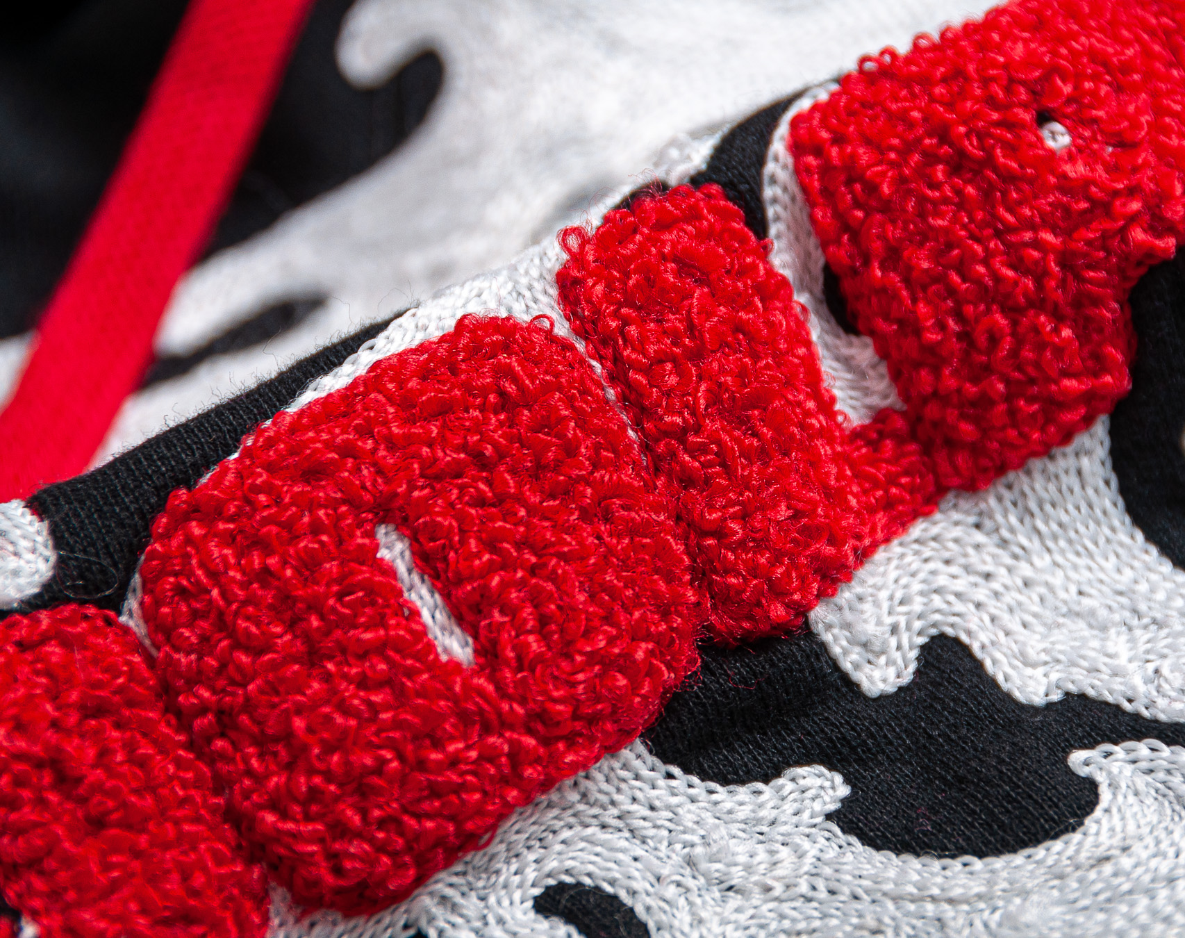 Mikina Pink Dolphin Wave Block Black/Red/White