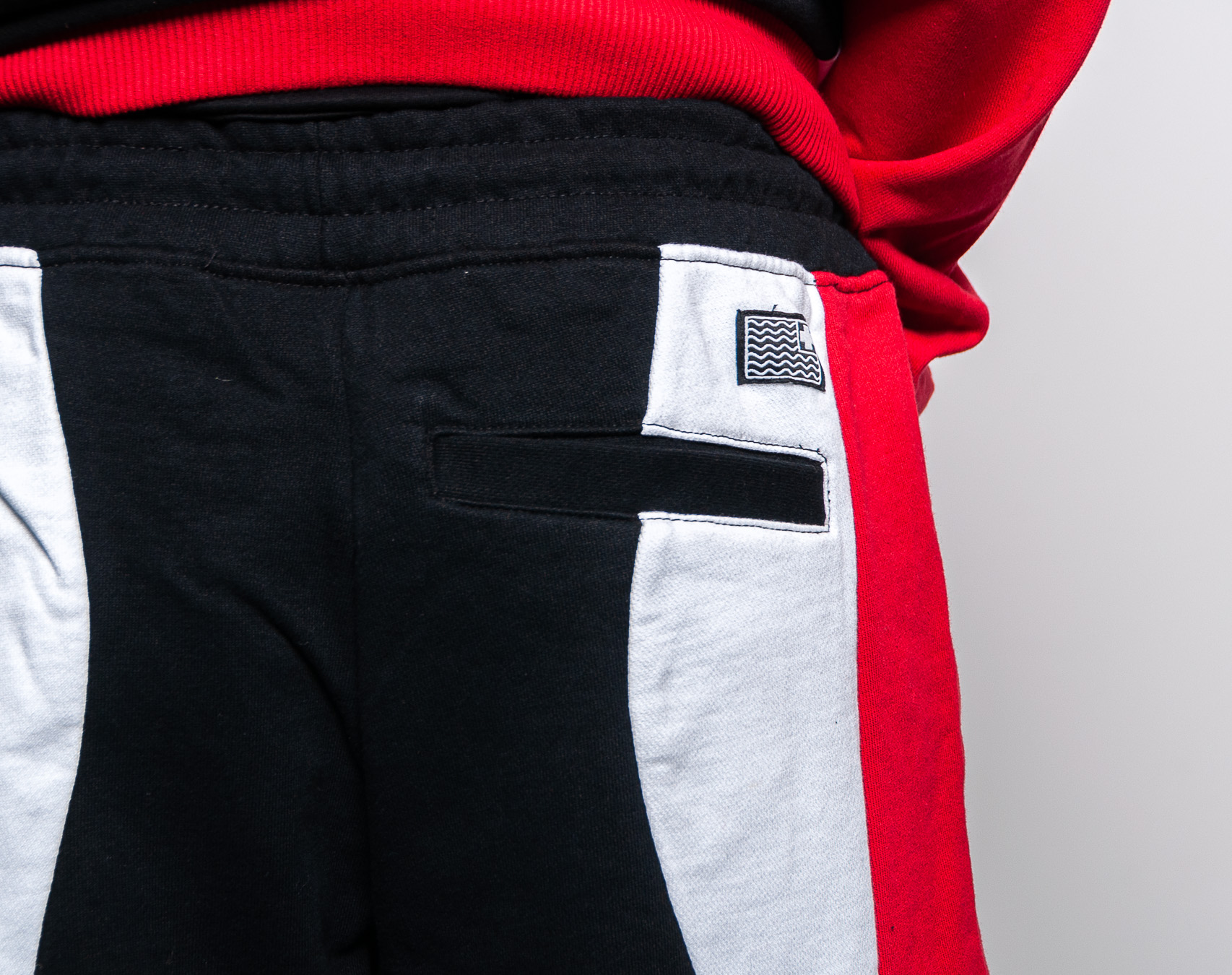 Kraťasy Pink Dolphin Wave Block Black/Red/White