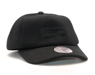 Kšiltovka Mitchell & Ness Throwback Black Snapback
