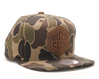 Kšiltovka Mitchell & Ness Lux Camo Charlotte Hornets Camo Strapback