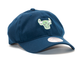 Kšiltovka Mitchell & Ness Sneaker Hook 2.0 Mini Logo Chicago Bulls Navy Snapback