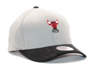 Kšiltovka Mitchell & Ness Hyper Tech Wool Crown Chicago Bulls Grey/Black Snapback