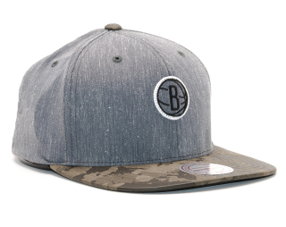 Kšiltovka Mitchell & Ness Trench 110 SB Brooklyn Nets Charcoal/Camo Snapback