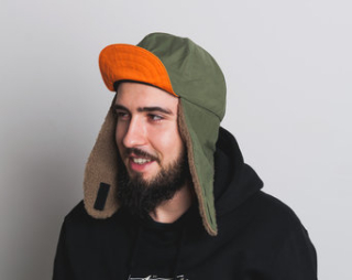Kšiltovka S Klapkami BRIXTON Alferos 4 Panel Ef Cap Olive Strapback