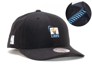 Kšiltovka Mitchell & Ness Cleveland Cavaliers Hardwood Classic Taped Black Snapback