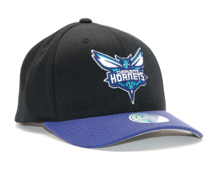 Kšiltovka Mitchell & Ness Charlotte Hornets 2 Tone Black/Purple Snapback