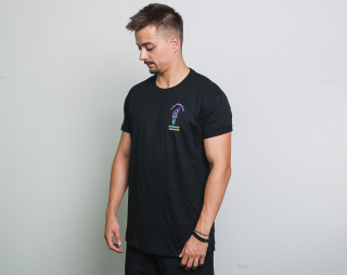 Triko Good Worth Smoking Parrot Tee Black