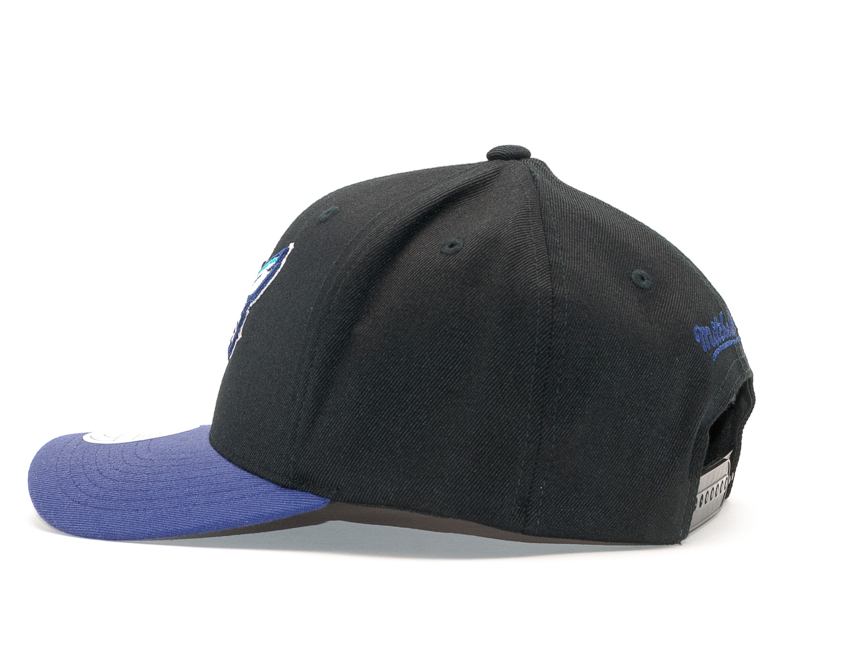 Kšiltovka Mitchell & Ness Charlotte Hornets 2 Tone Black/Purple Snapback