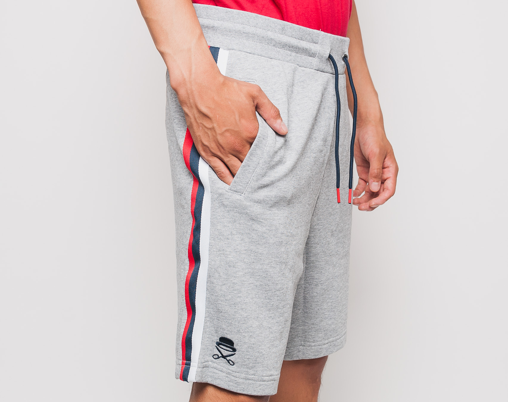 Kraťasy Cayler & Sons White Label Taped Sweatshorts Heather Grey/Multicolor