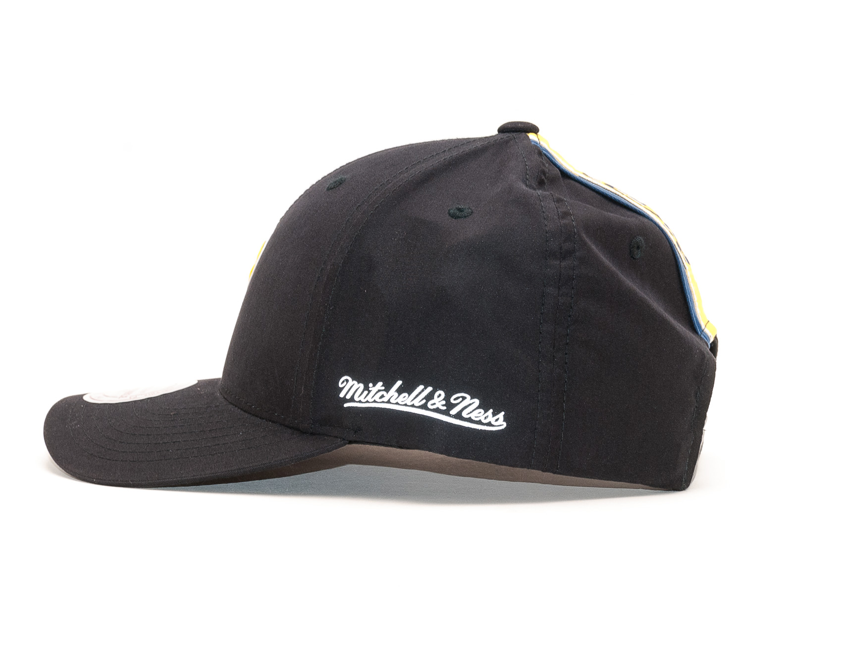 Kšiltovka Mitchell & Ness Indiana Pacers Hardwood Classic Taped Black Snapback