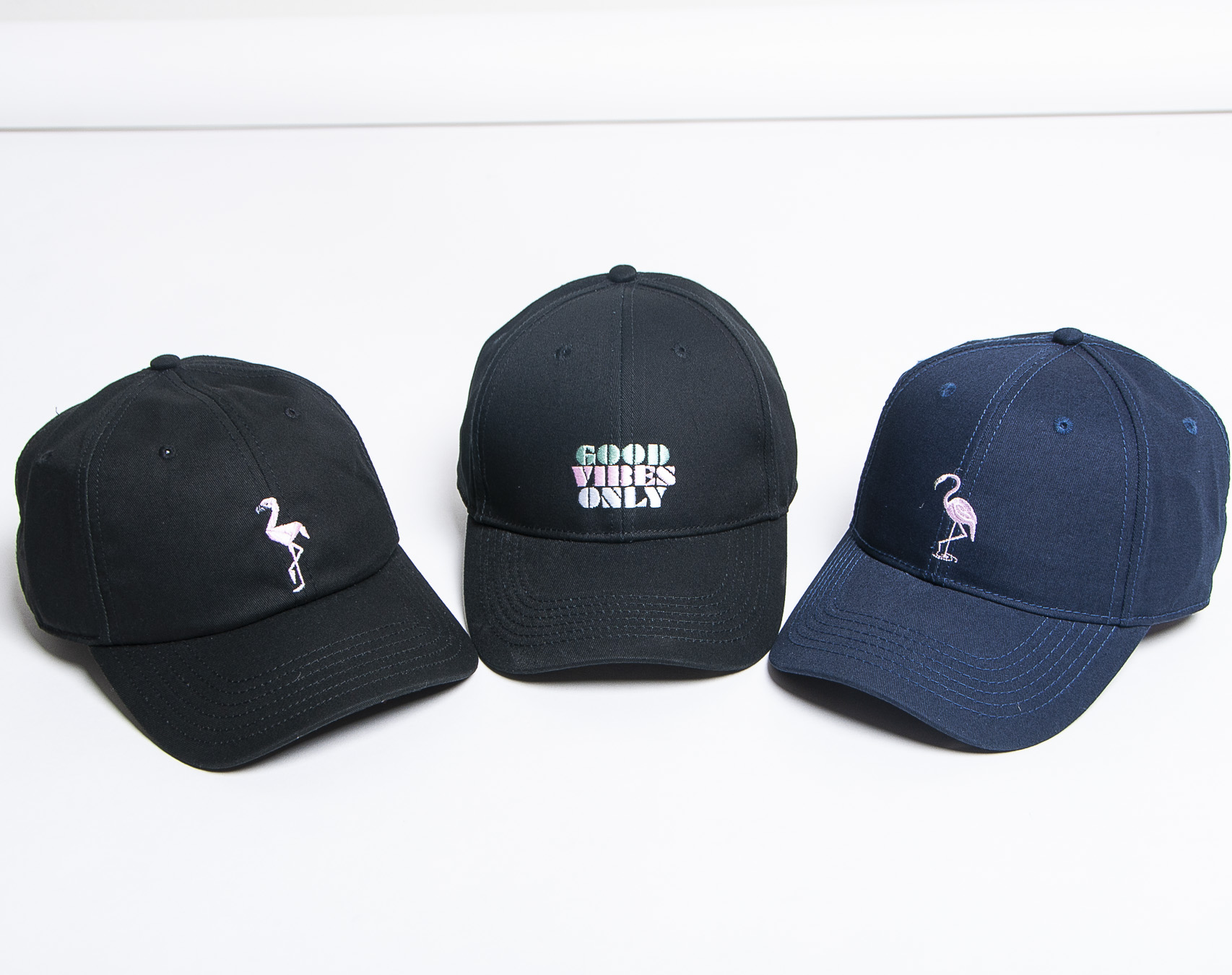 Kšiltovka Cayler & Sons WL Camingo Curved Cap Navy/MC