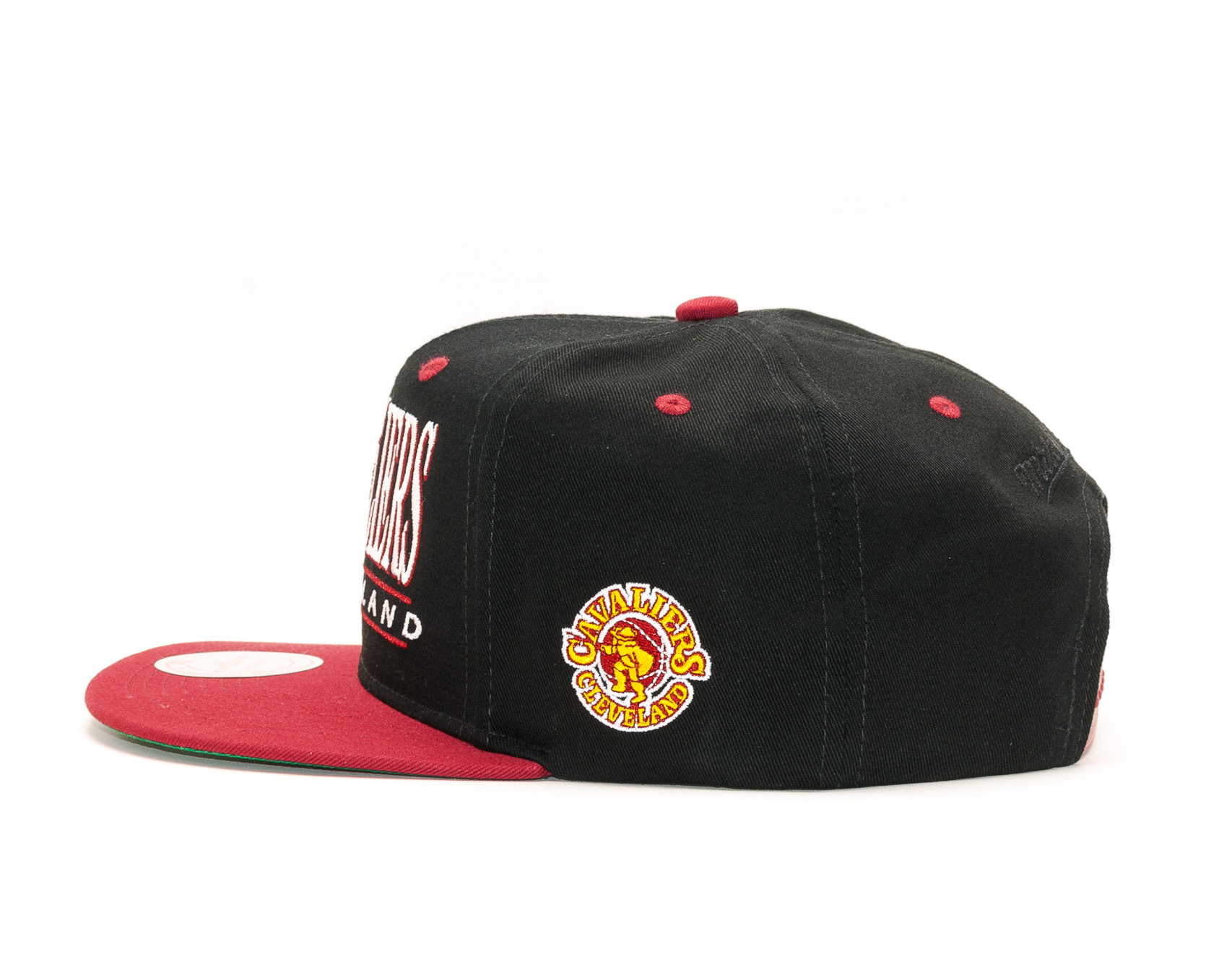Kšiltovka Mitchell & Ness Horizon Cleveland Cavaliers Black/Burgundy Snapback