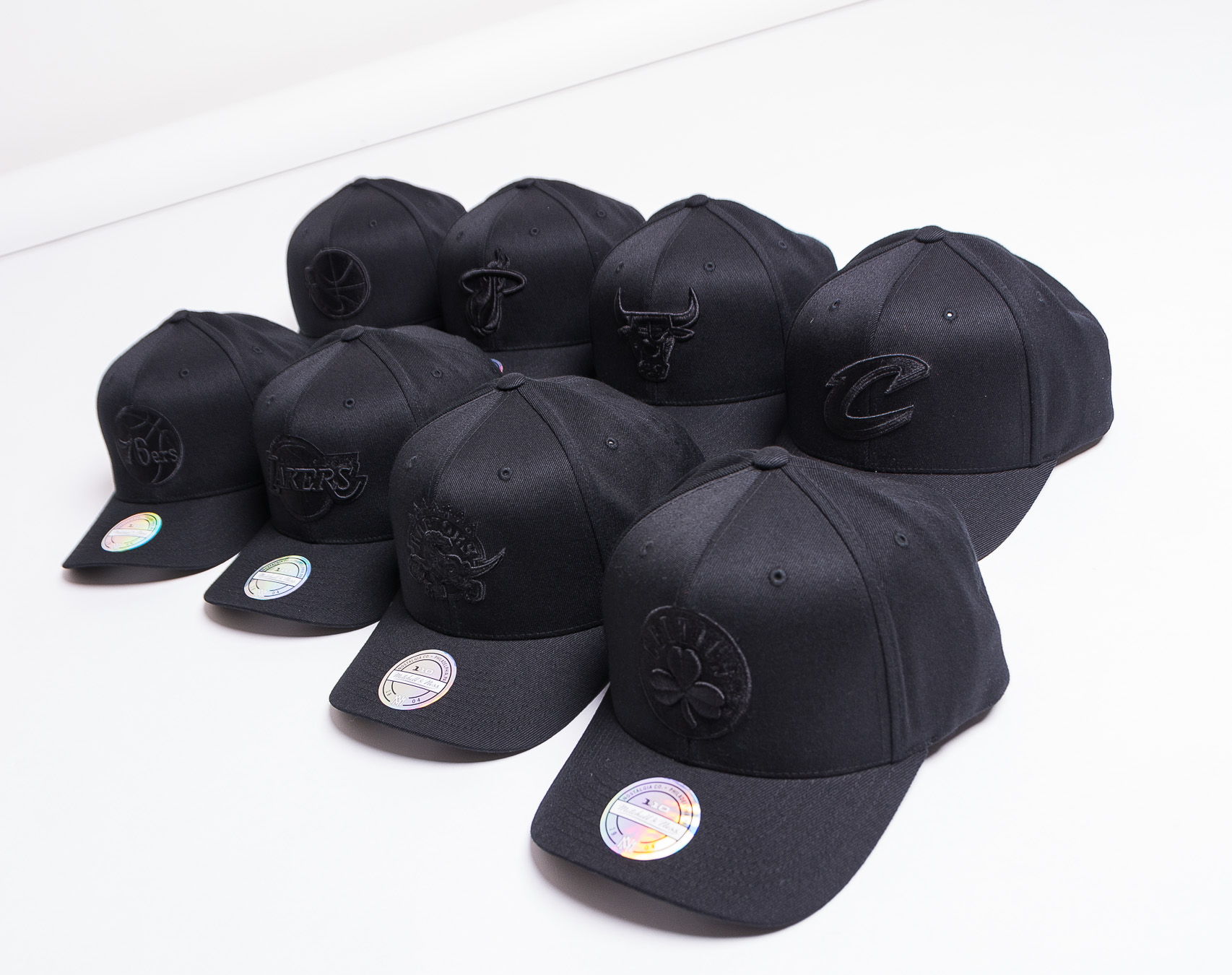 Kšiltovka Mitchell & Ness Golden State Warriors Black On Black 110 Snapback