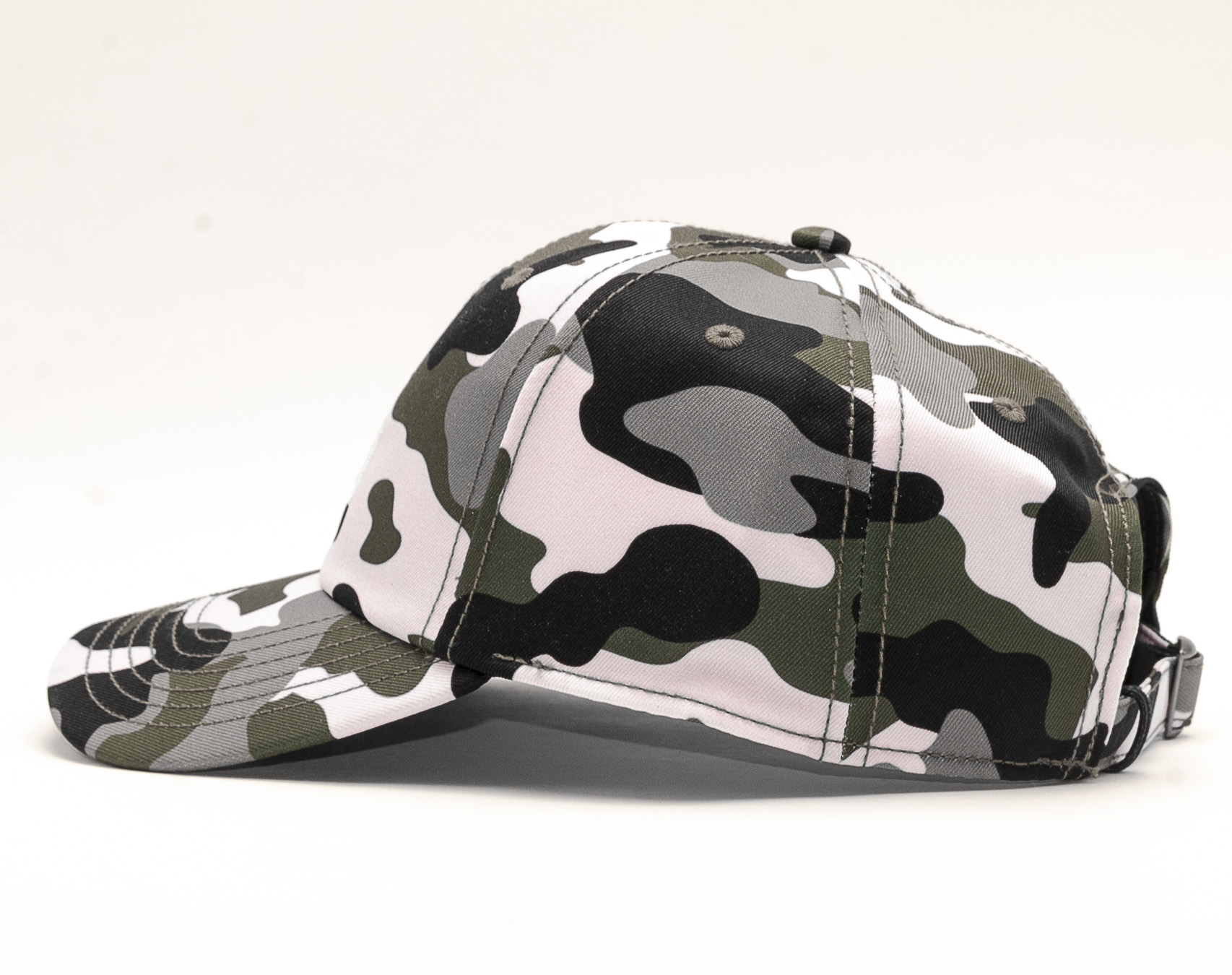 Kšiltovka Cayler & Sons Brackets Curved Cap Woodrose Camo/White