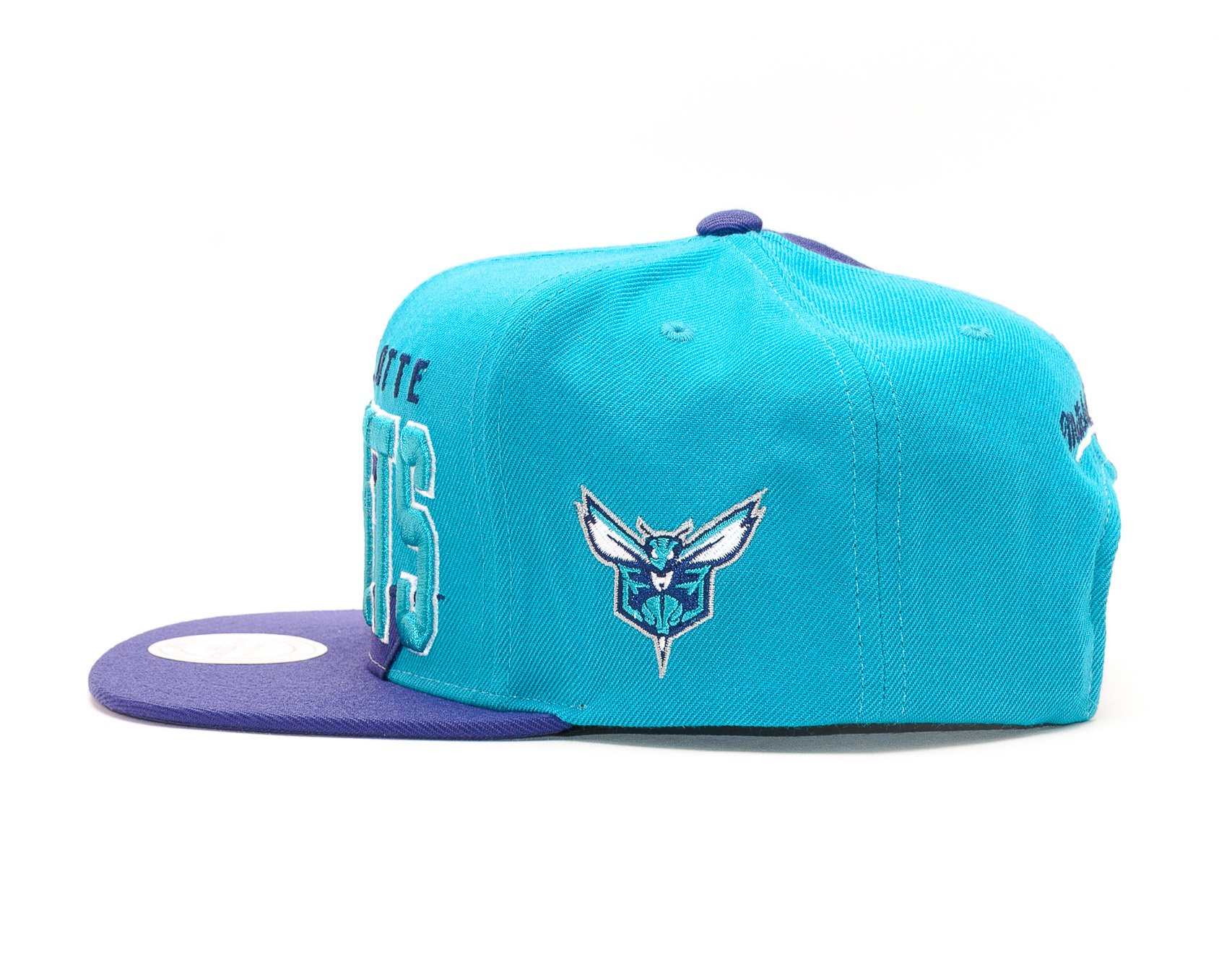 Kšiltovka Mitchell & Ness Charlotte Hornets Shark Tooth Purple/Blue Snapback