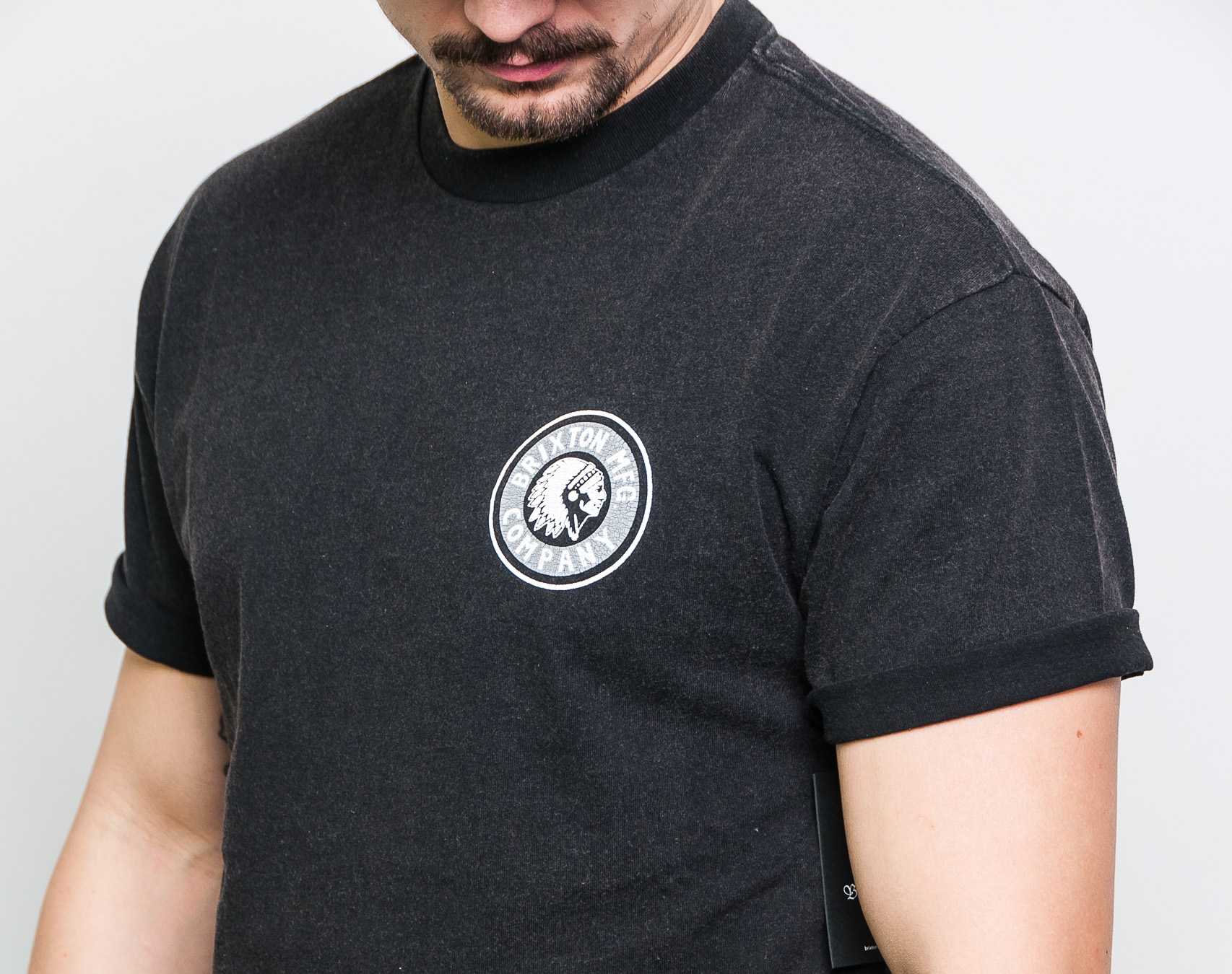 Triko s krátkým rukávem BRIXTON Rival II Black/Grey