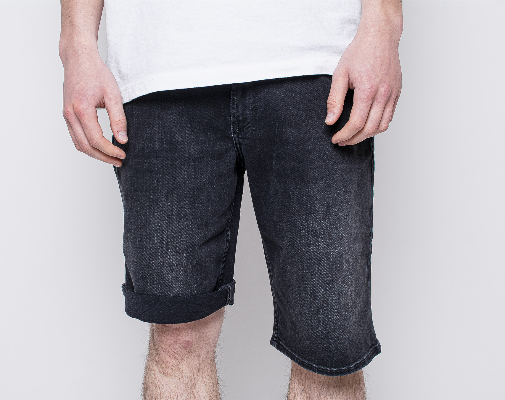 Kraťasy REELL Rafter 2 Black Denim 1201-007 S17