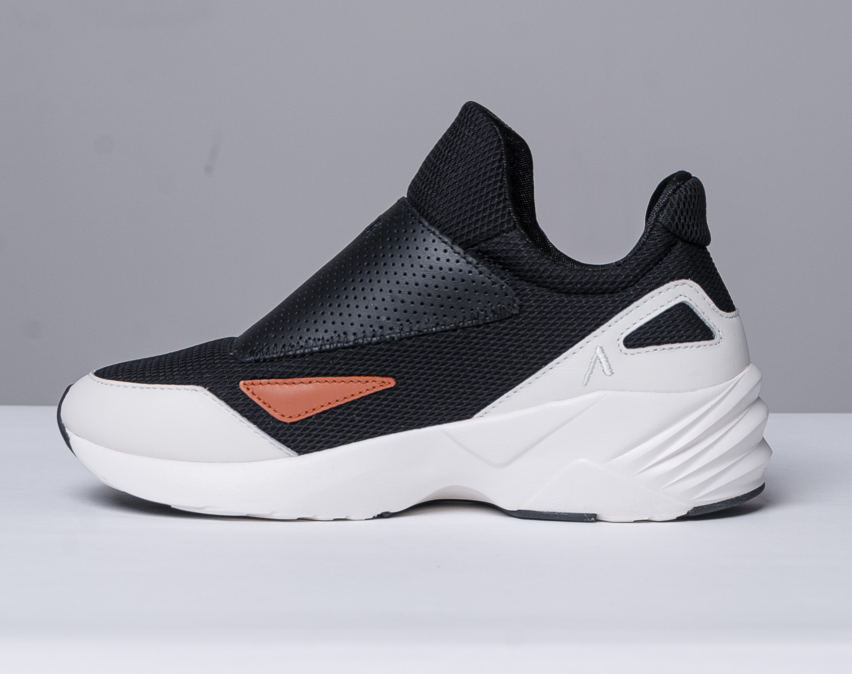 Dámské Boty ARKK Apextron Mesh W13 Black Caramel ML2806–9909