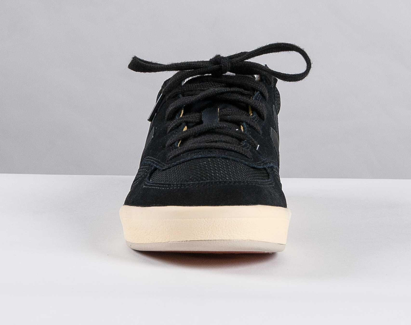 Boty New Balance CRT300CJ Black/White