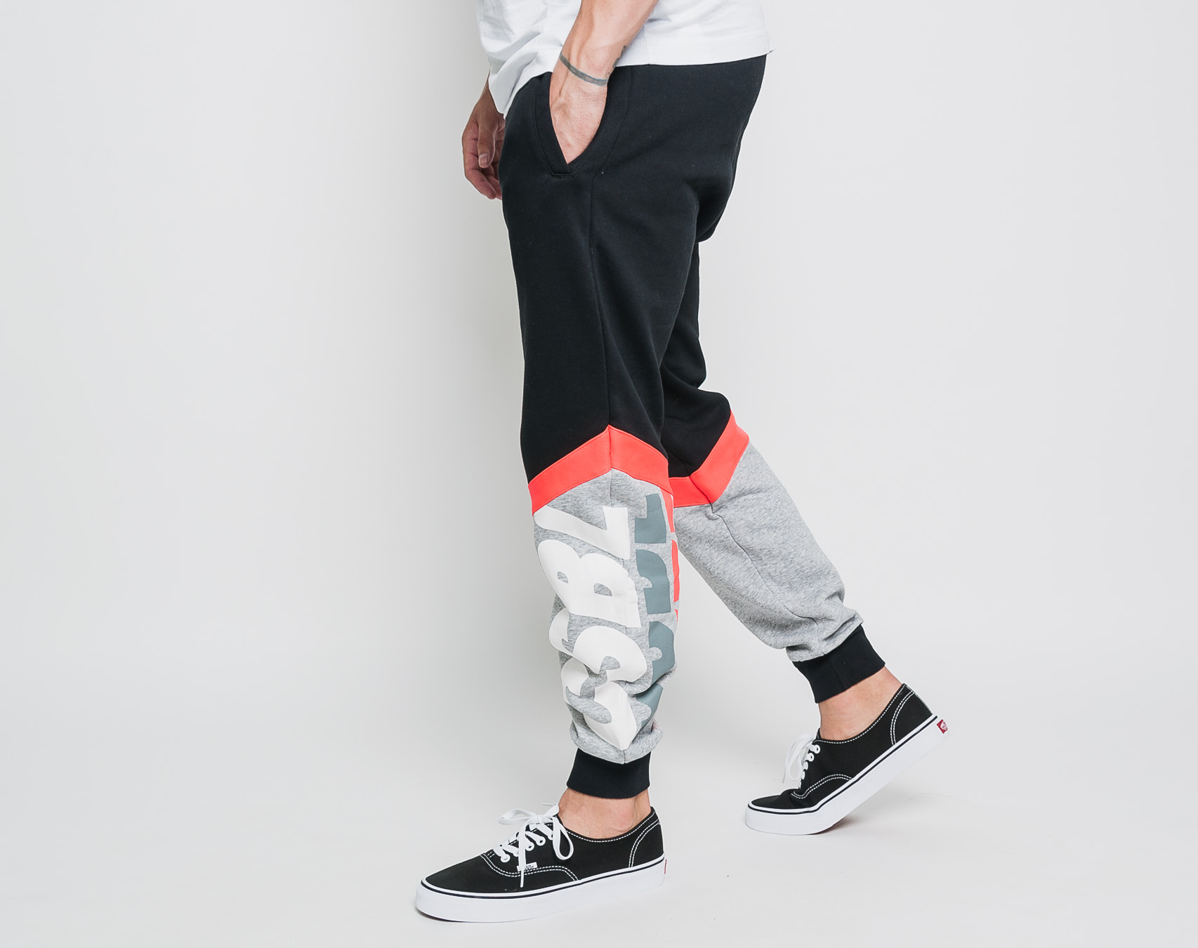 Tepláky Cayler & Sons CSBL CSBLSET Sweatpants Black/Lazerred