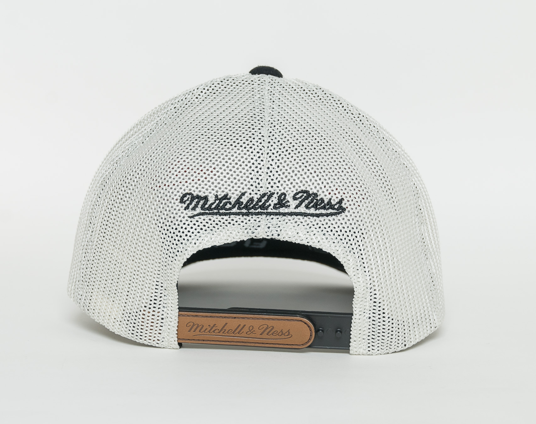 Kšiltovka Mitchell & Ness Patch 110 SB Los Angeles Lakers Black/White Snapback
