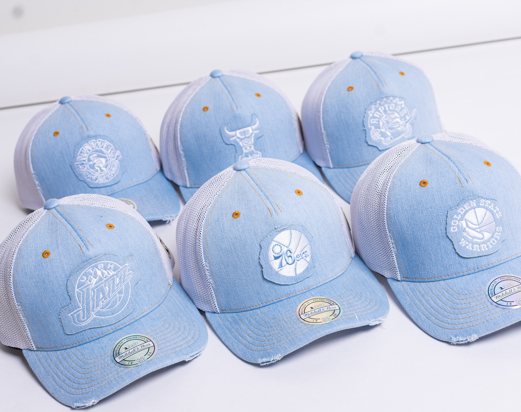 Kšiltovka Mitchell & Ness New York Knicks INTL310 Denim Jersey Snapback