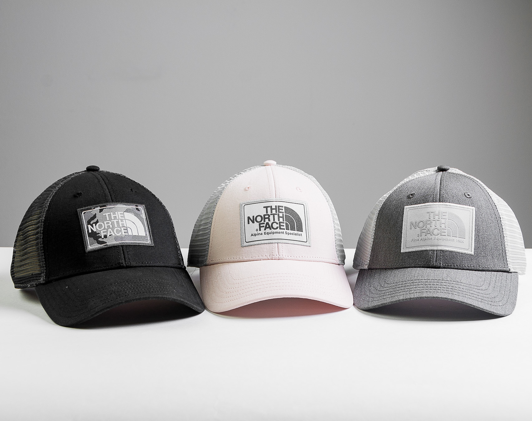 Kšiltovka The North Face Mudder Trucker Pink Salt/Asphalt Grey Snapback