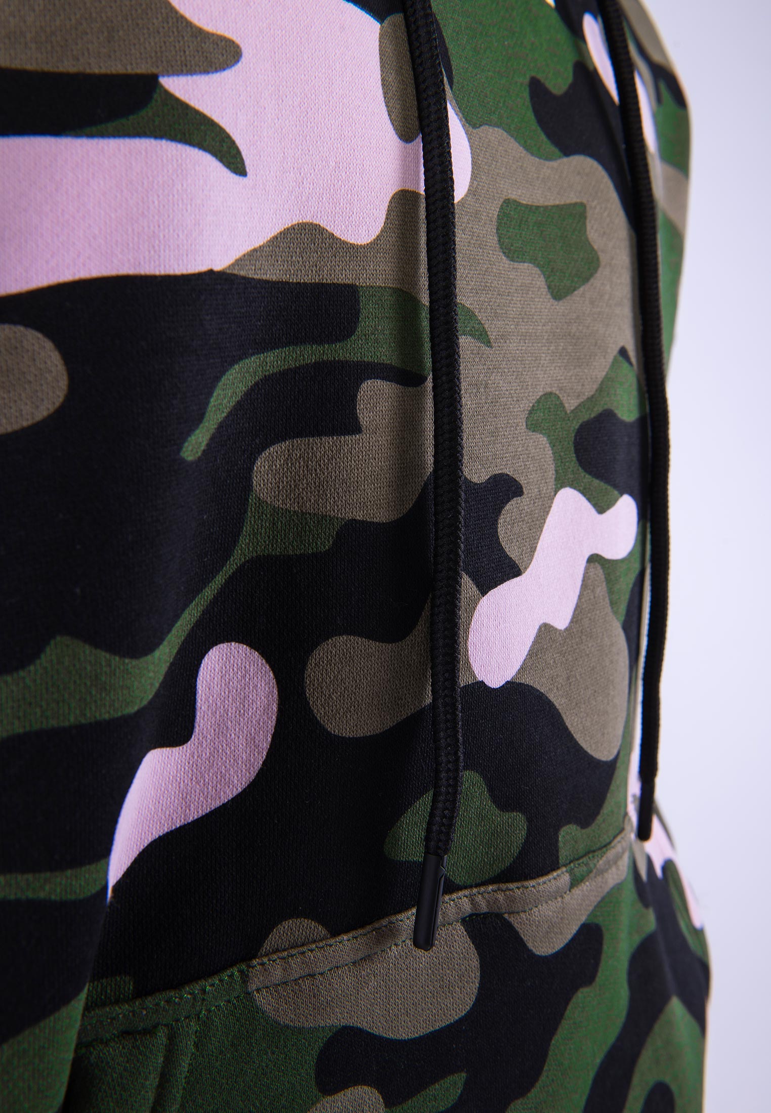 Mikina Cayler & Sons Brackets Box Hoody Woodrose Camo/White