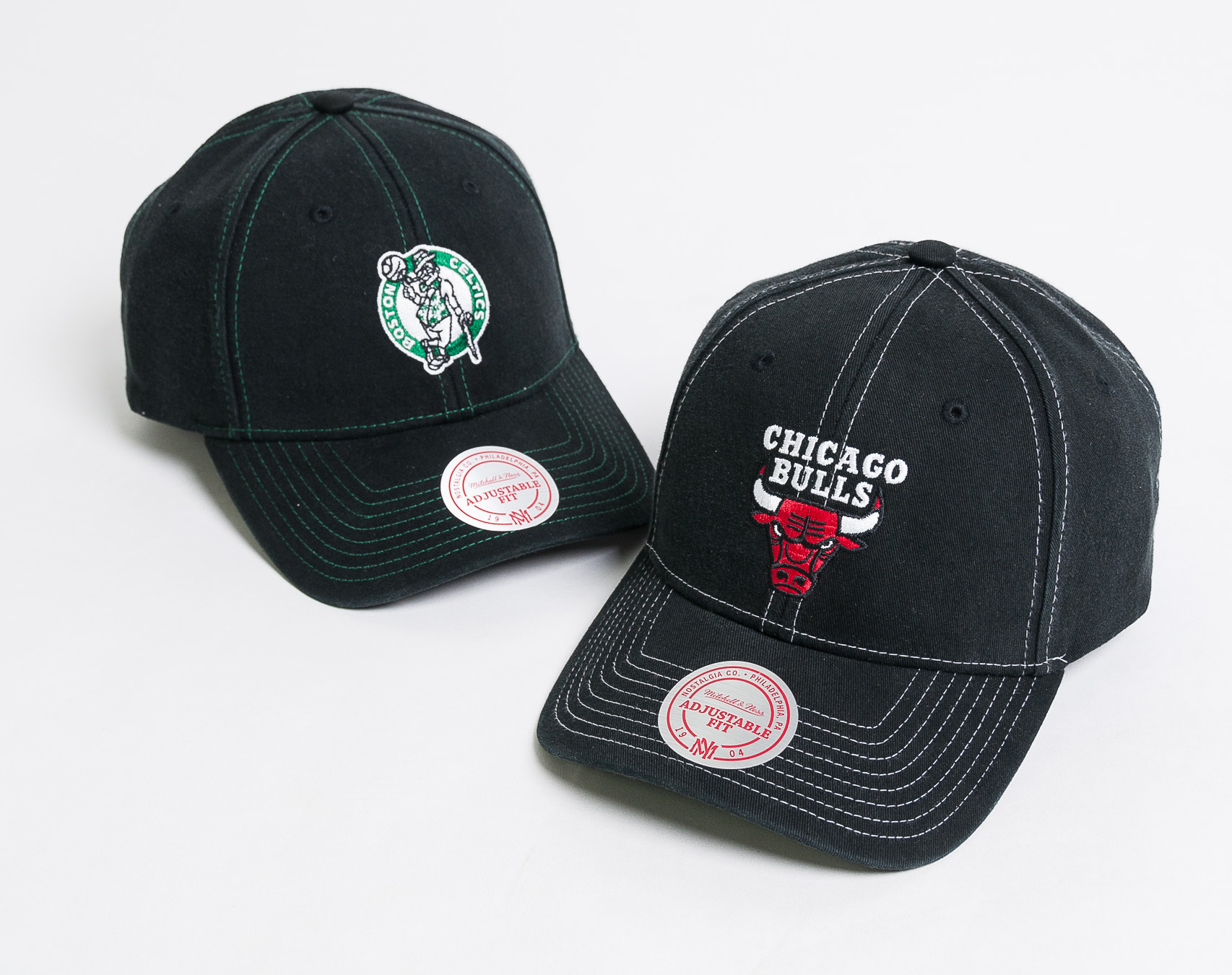 Kšiltovka Mitchell & Ness Boston Celtics Contrast Cotton Black/Green Snapback