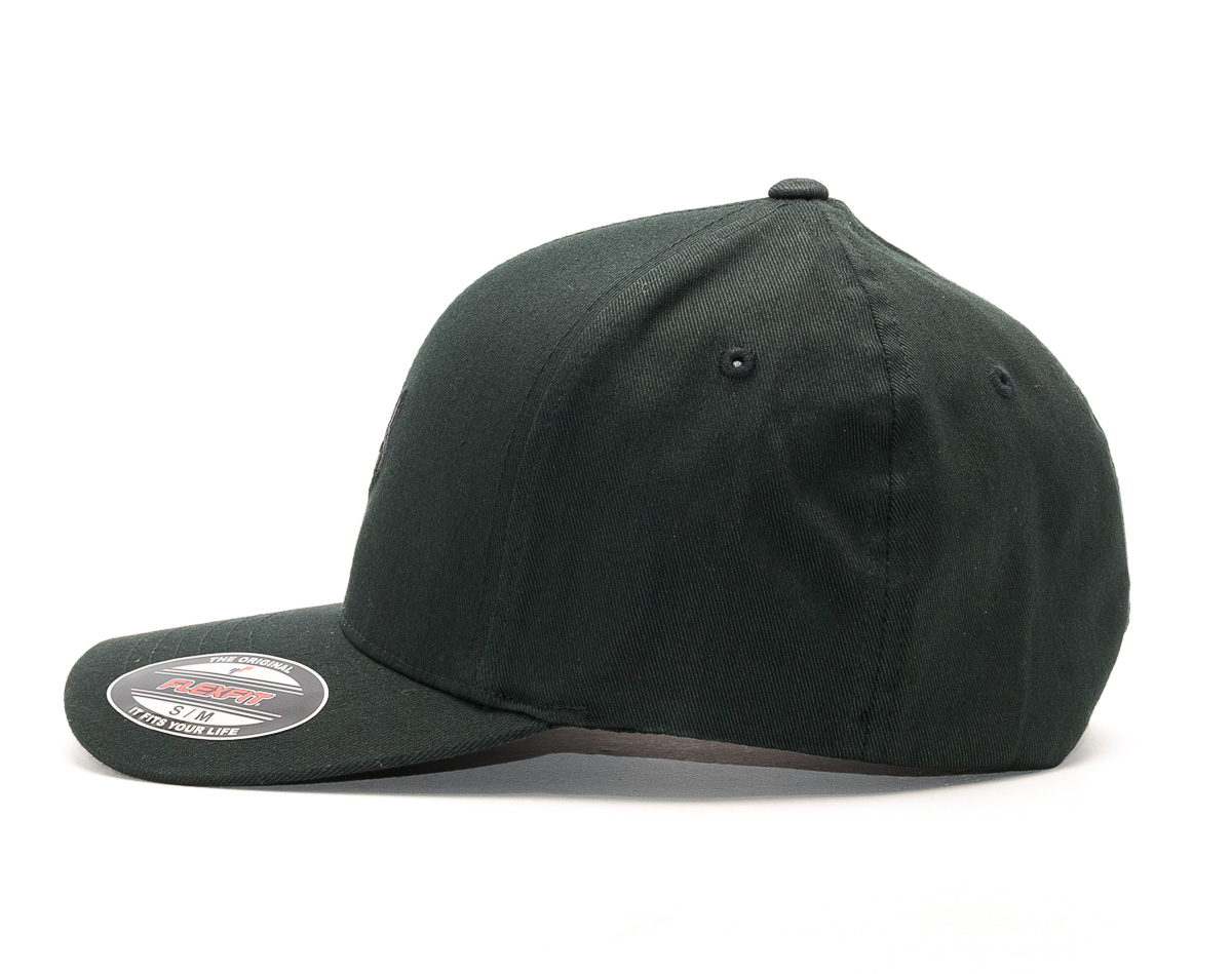 Kšiltovka FOX Legacy Black/Black Flexfit Hat