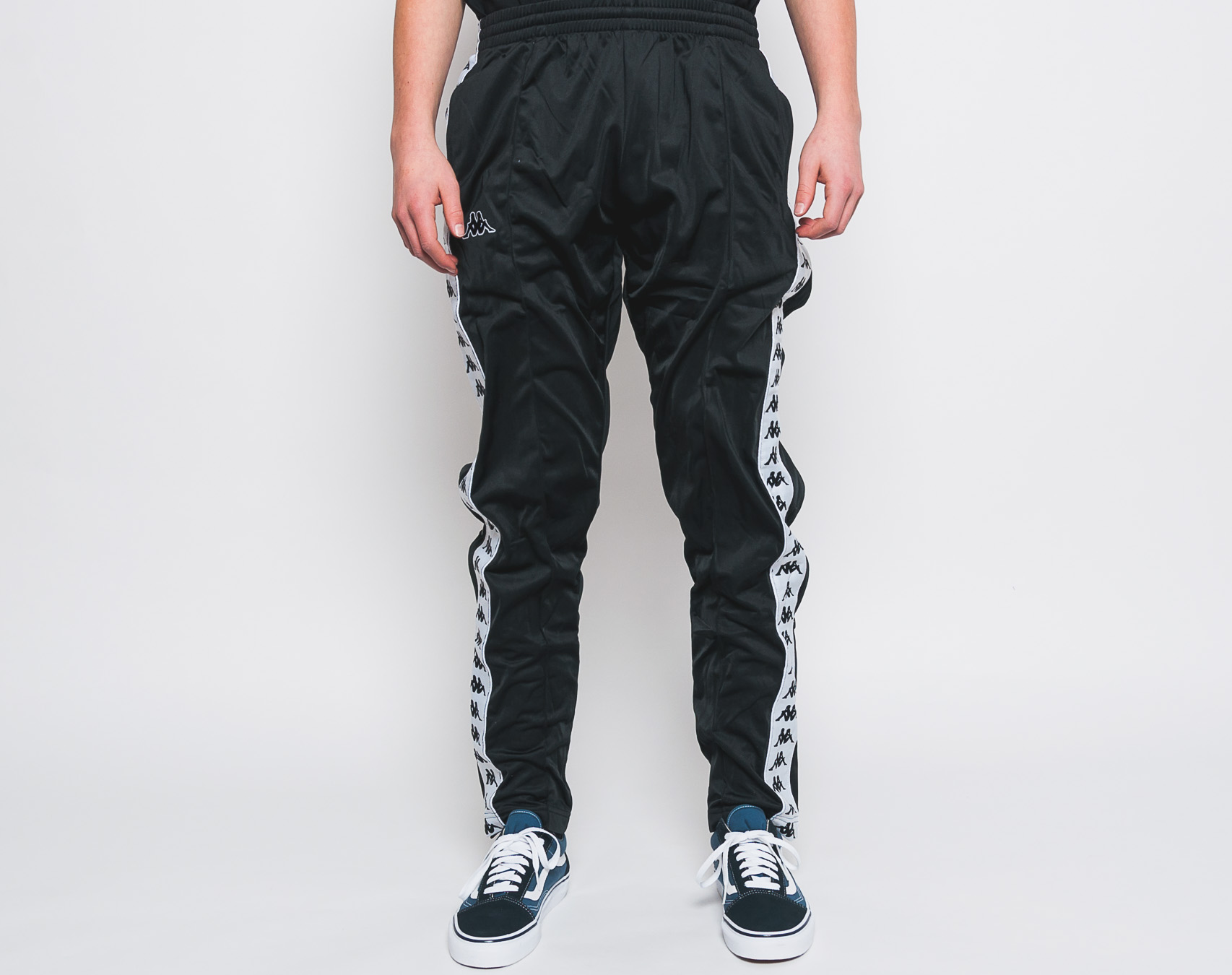Tepláky Kappa Banda Astoria Snaps Slim Black/White 303KUE0 AE2