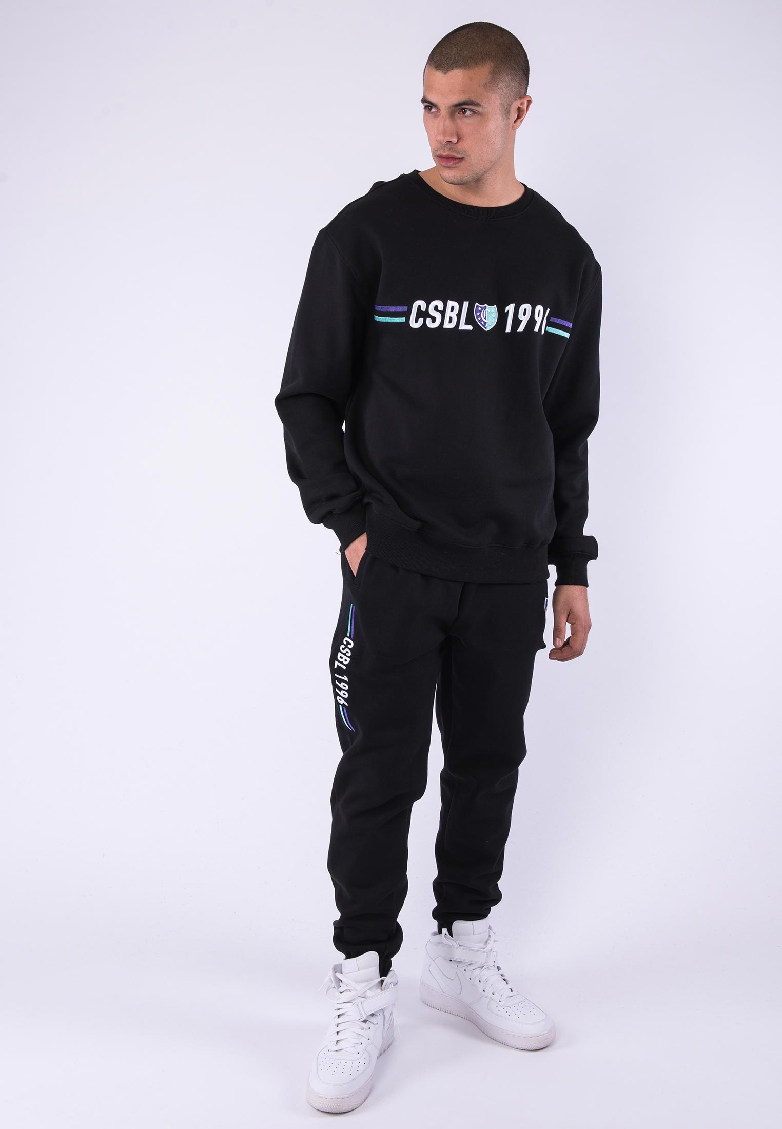 Mikina Cayler & Sons Insignia Semi Box Crewneck Black/Purple