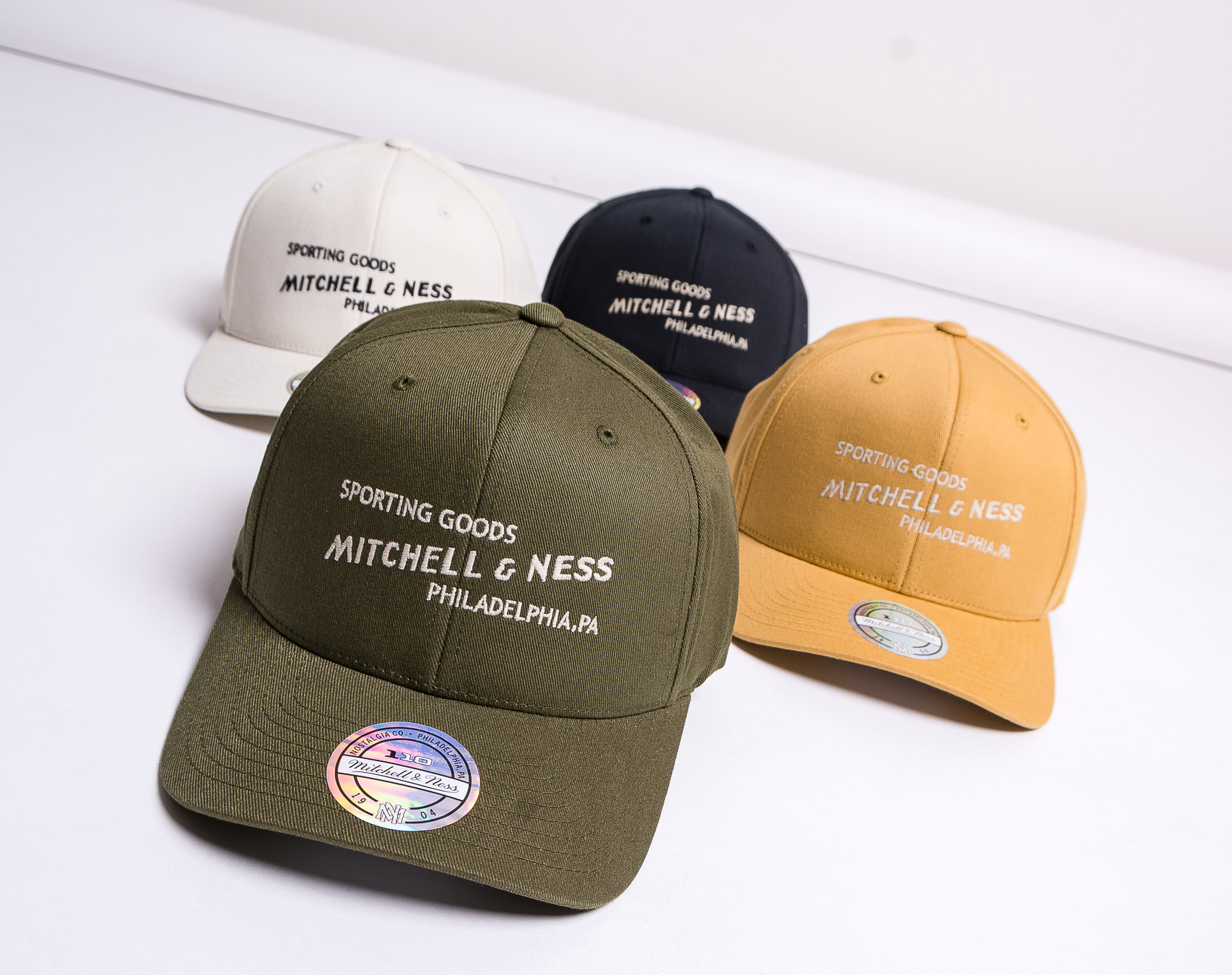 Kšiltovka Mitchell & Ness Sporting Goods Black Snapback