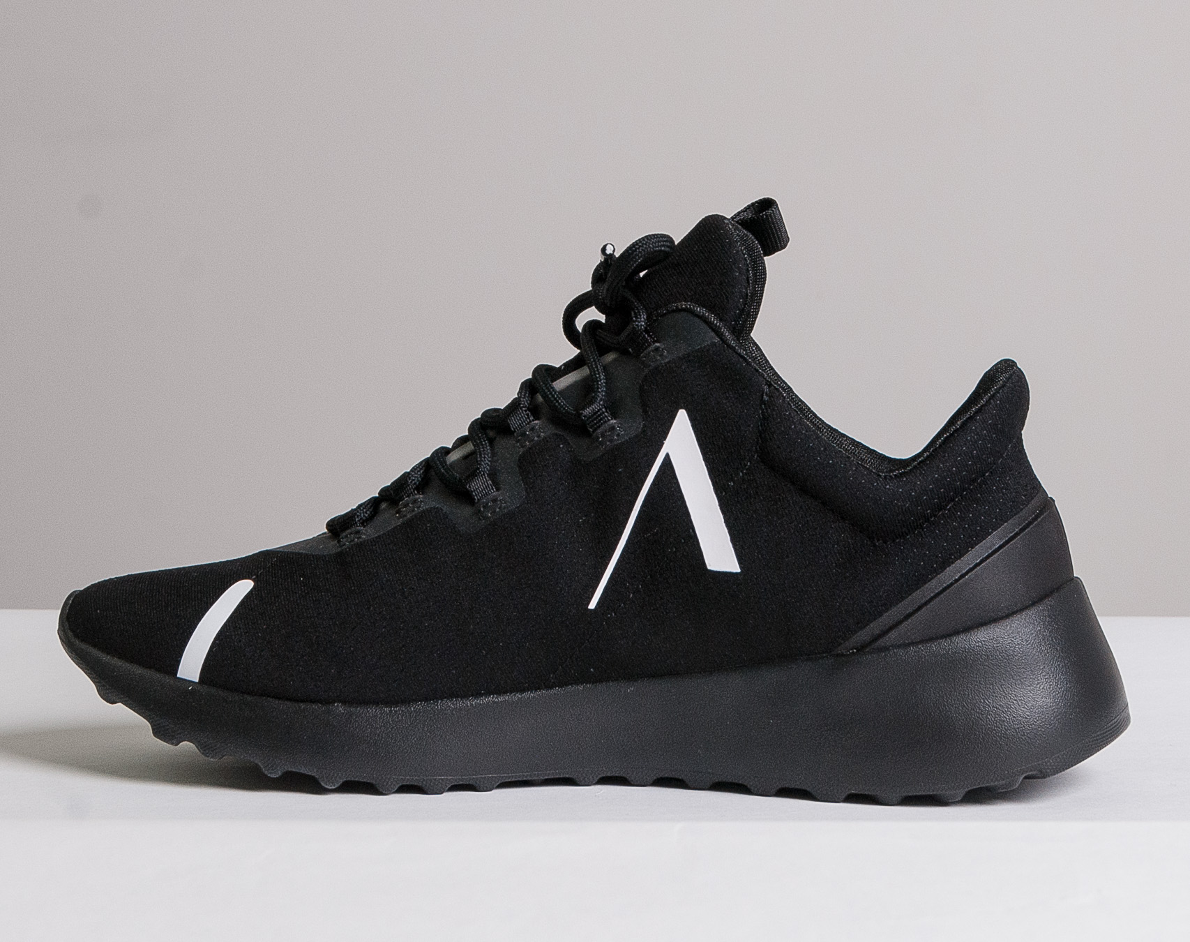 Boty ARKK Axionn Mesh PWR55 Black/White EL3501-9910