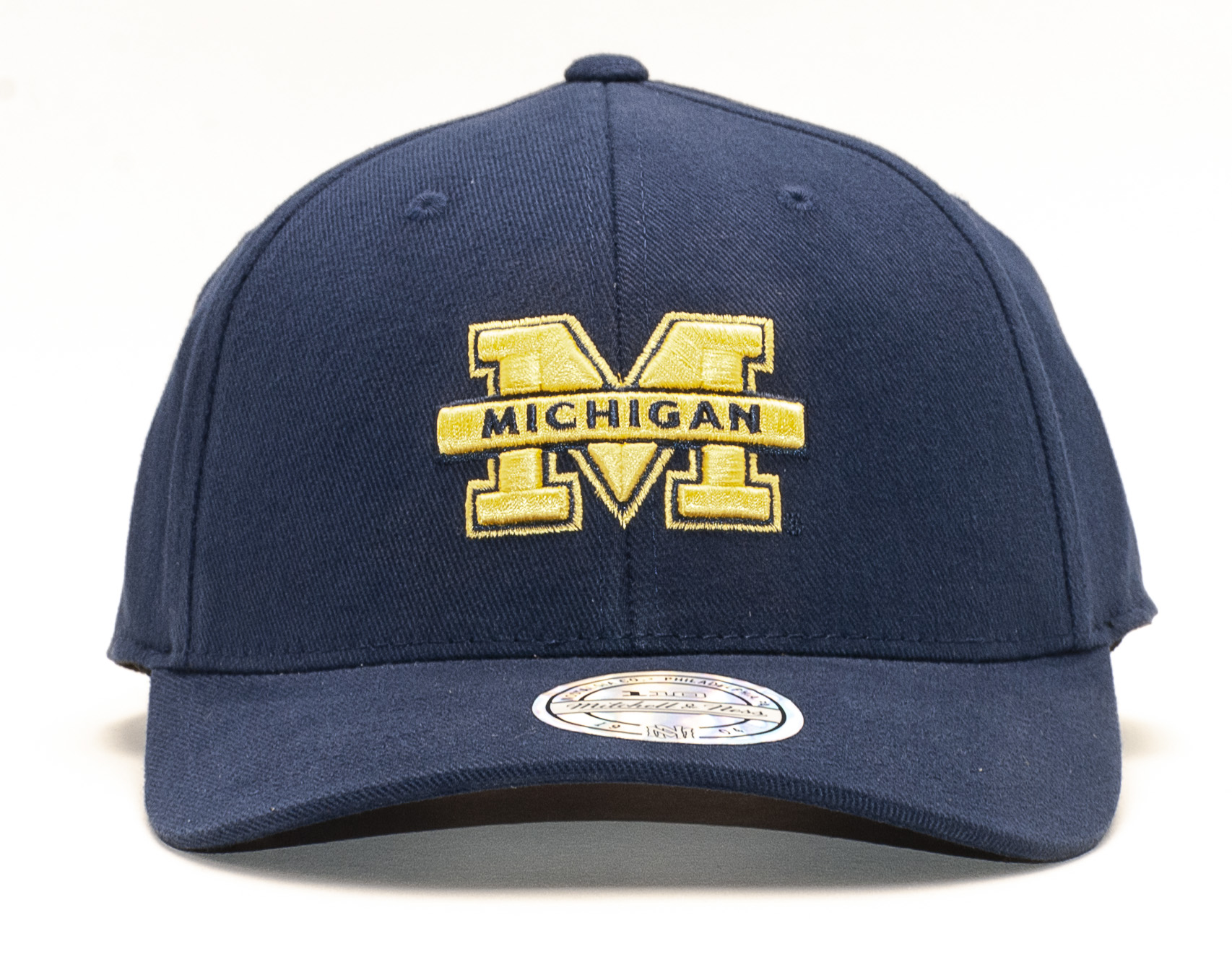 Kšiltovka Mitchell & Ness Michigan Wolverines 408 Team Logo Low Pro Snapback