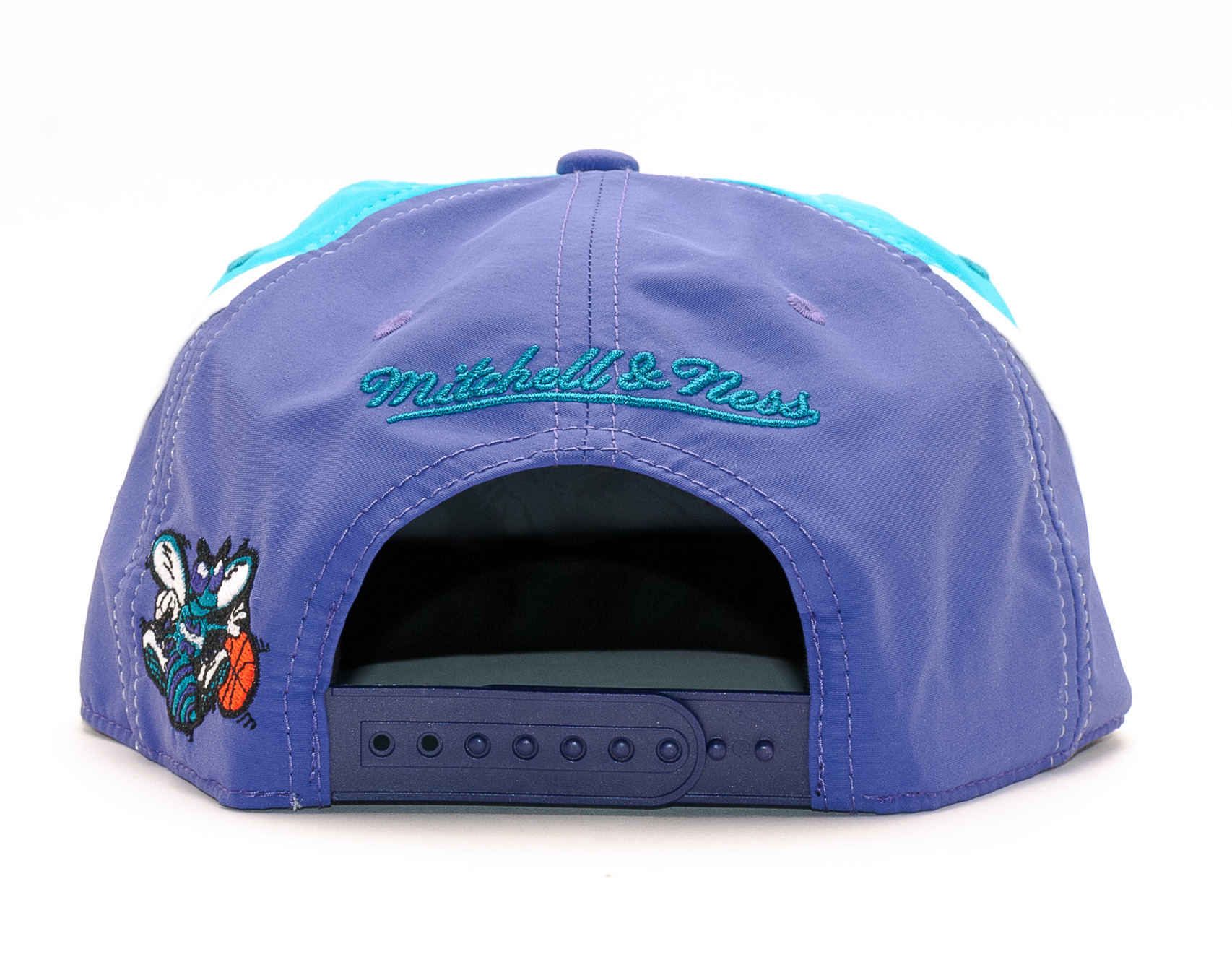 Kšiltovka Mitchell & Ness Charlotte Hornets Anorak Light Blue/Purple Snapback