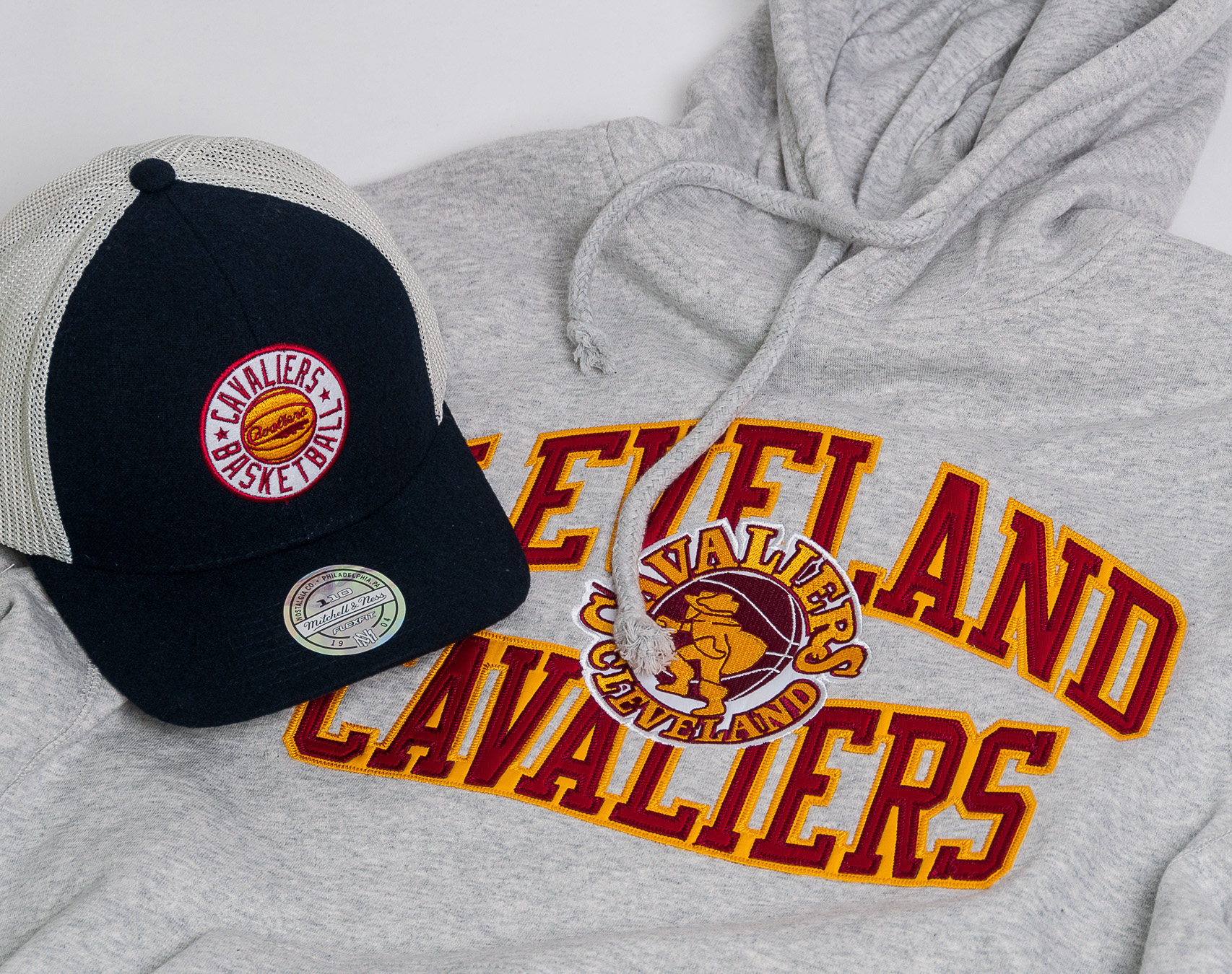 Kšiltovka Mitchell & Ness Patch 110 SB Cleveland Cavaliers Navy/White Snapback