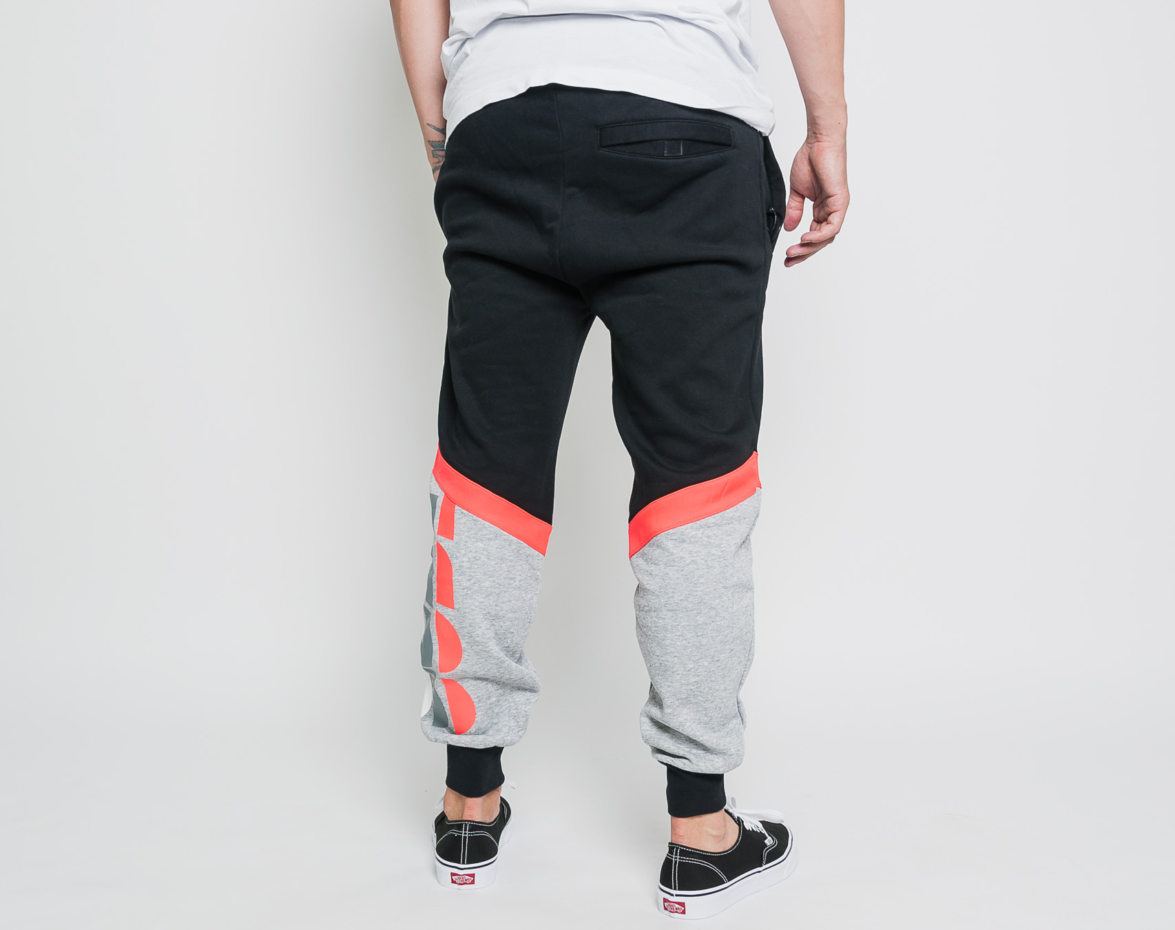 Tepláky Cayler & Sons CSBL CSBLSET Sweatpants Black/Lazerred