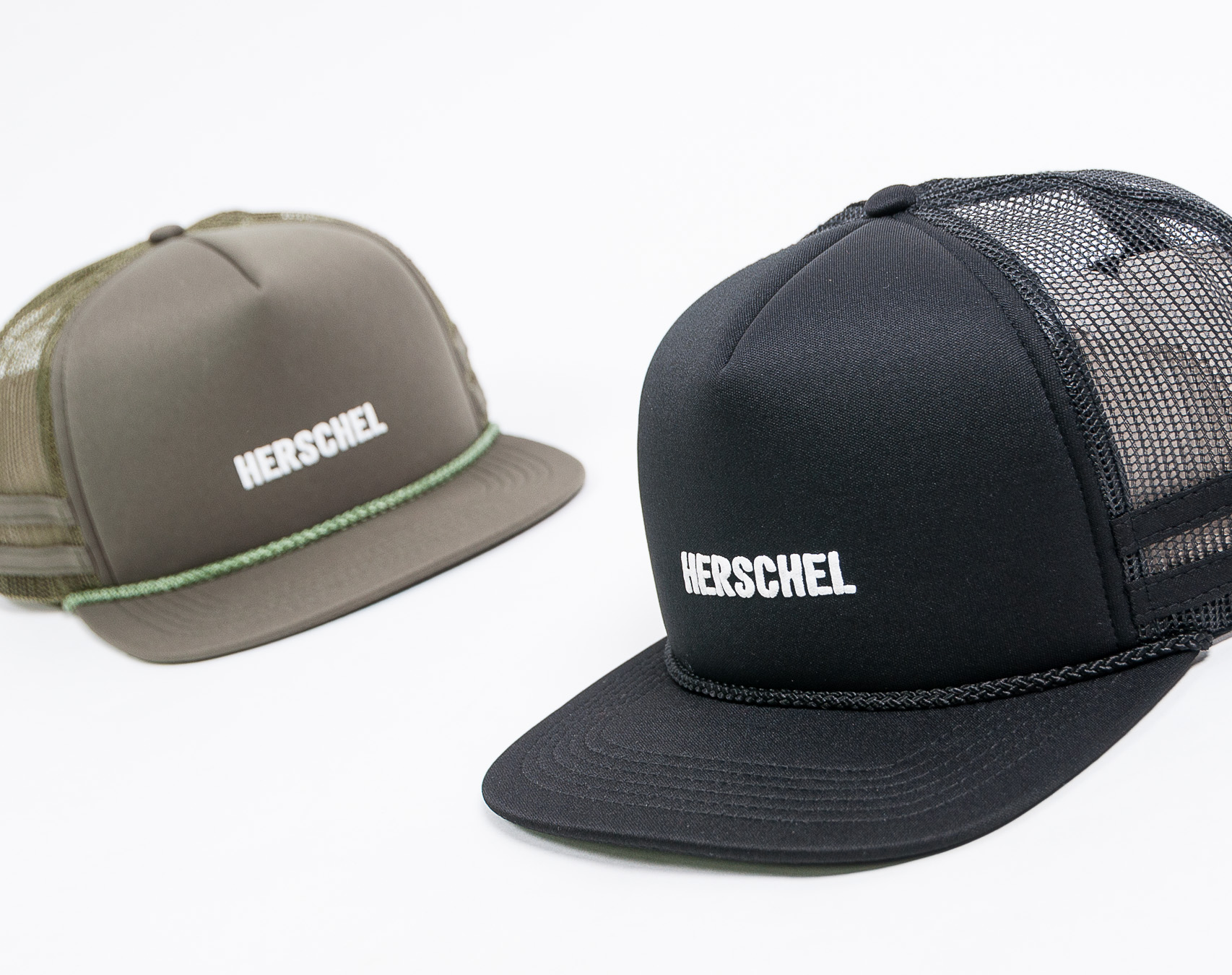 Kšiltovka Herschel Supply Whaler Print Polyester Army Snapback 1137-0392