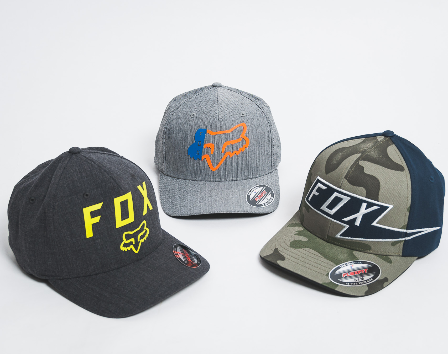 Kšiltovka FOX AMP Flexfit Camo