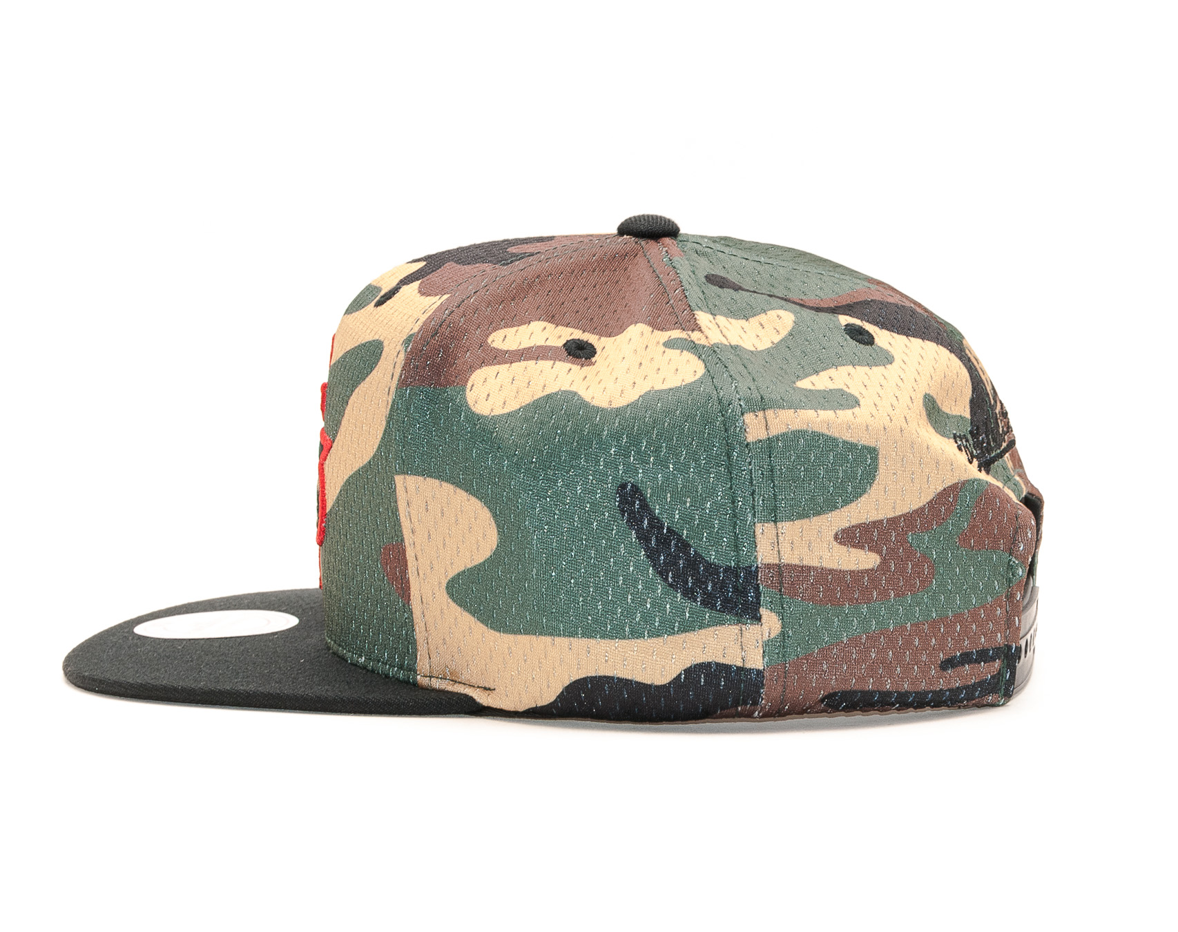 Kšiltovka Mitchell & Ness Philadelphia 76ers Woodland "COVER" Camo/Black Snapback