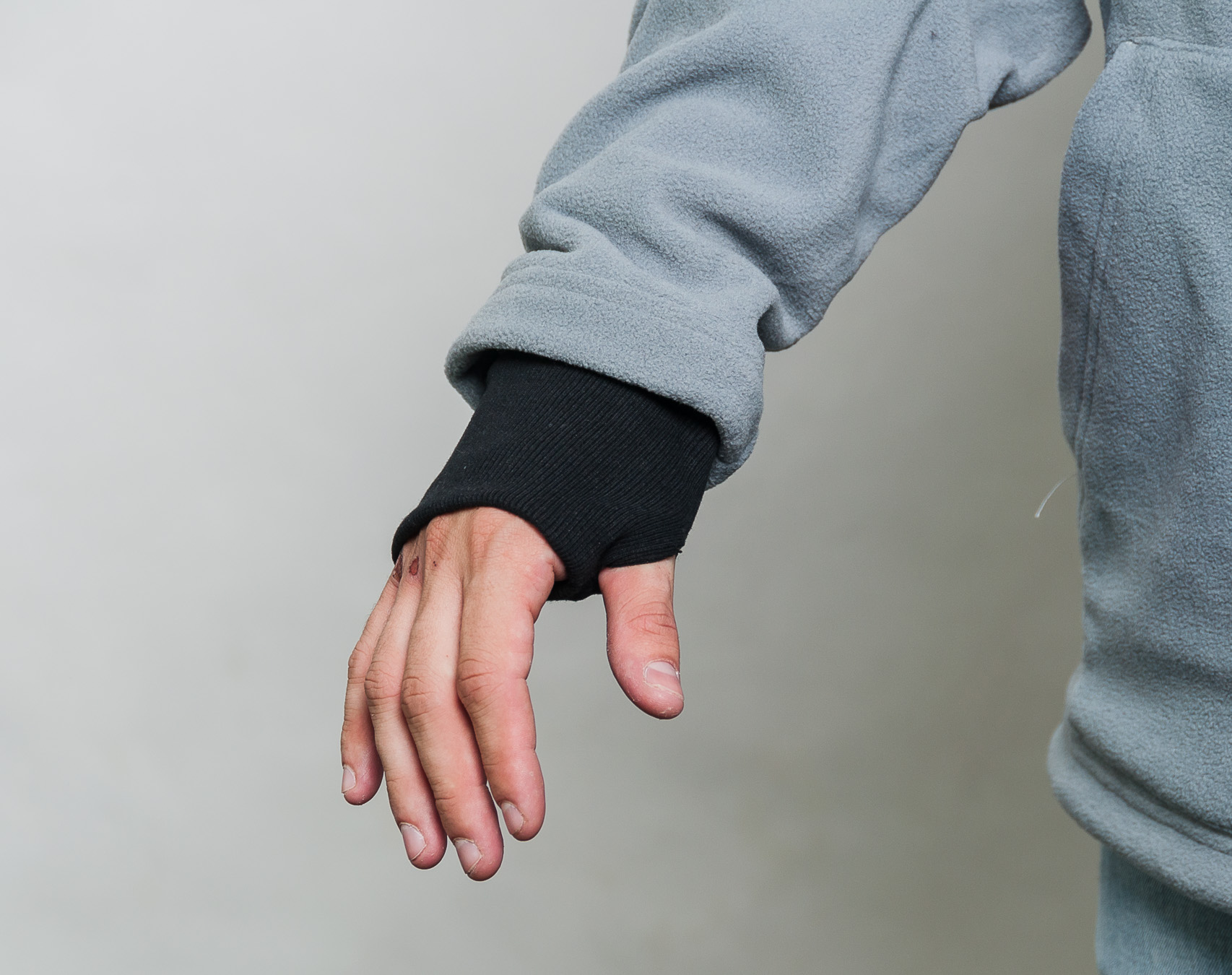 Mikina Cayler & Sons CSBL Nine Zero Hoody Grey/Lazerred