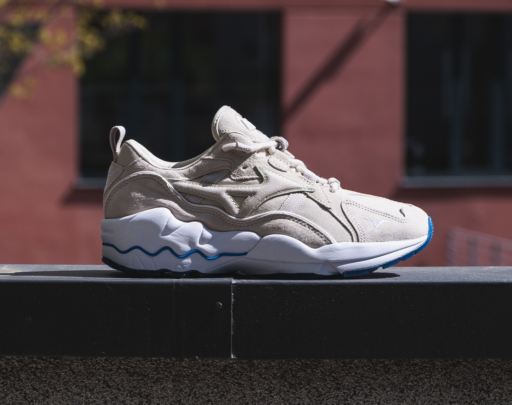 Boty Mizuno Wave Rider 1 PREMIUM Wood Ash/White