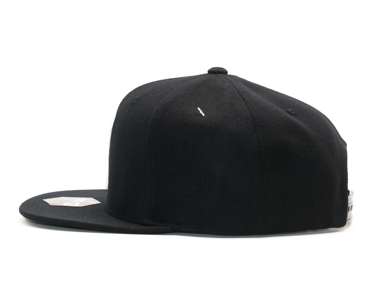 #TheAlphaCollection: Kšiltovka State of WOW Oskar Black Snapback