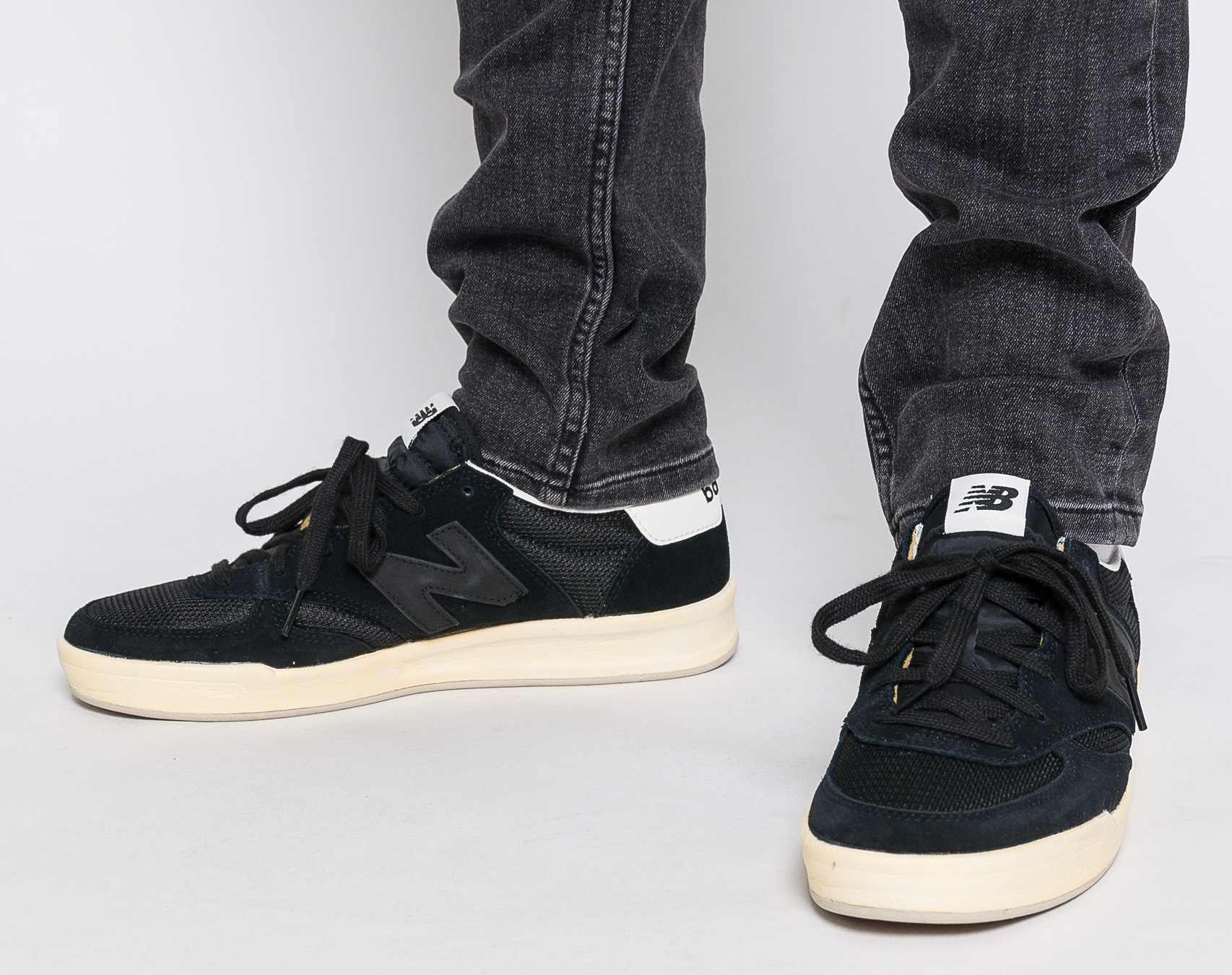 Boty New Balance CRT300CJ Black/White