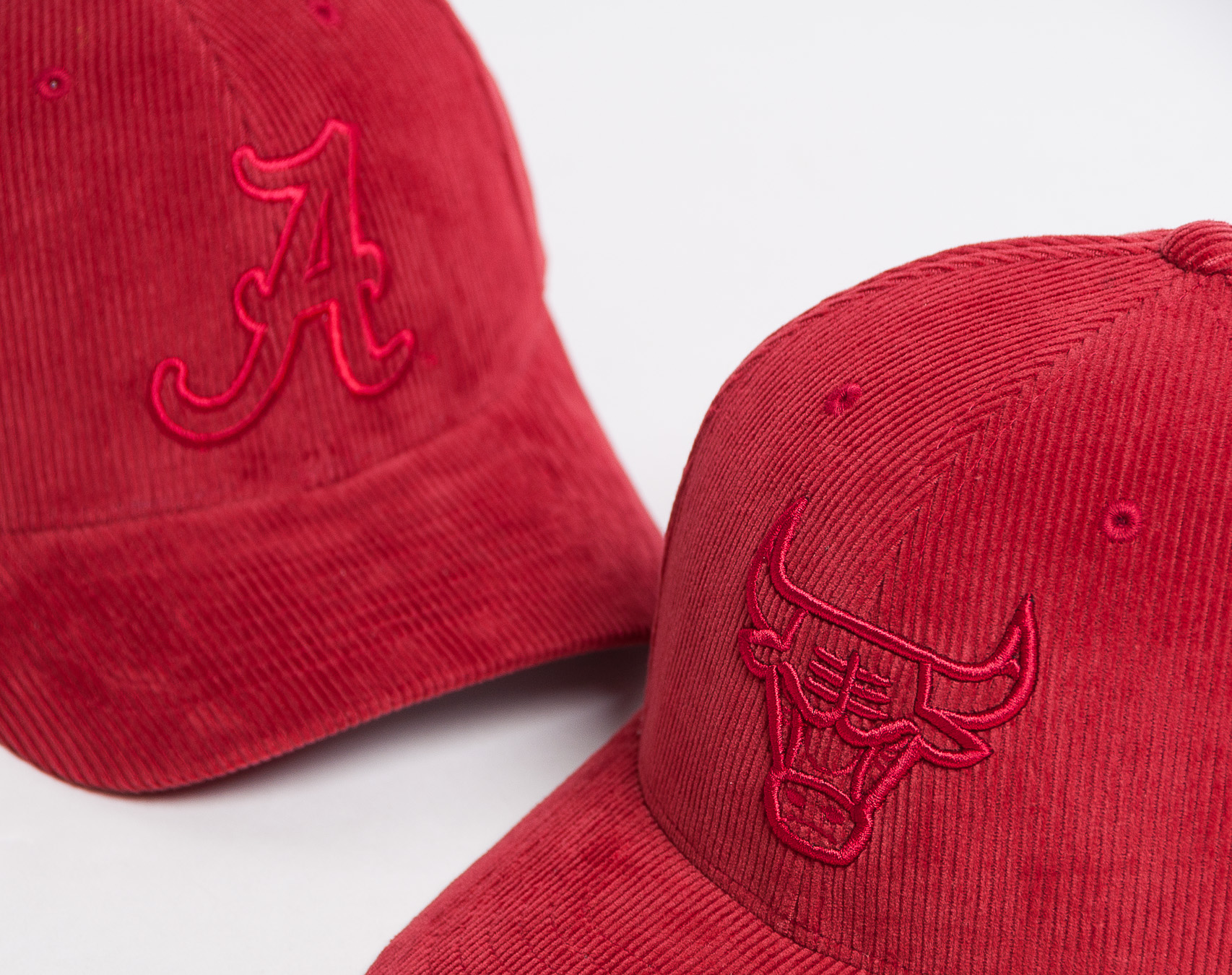 Kšiltovka Mitchell & Ness Alabama Crimson Tide Cord Red Snapback