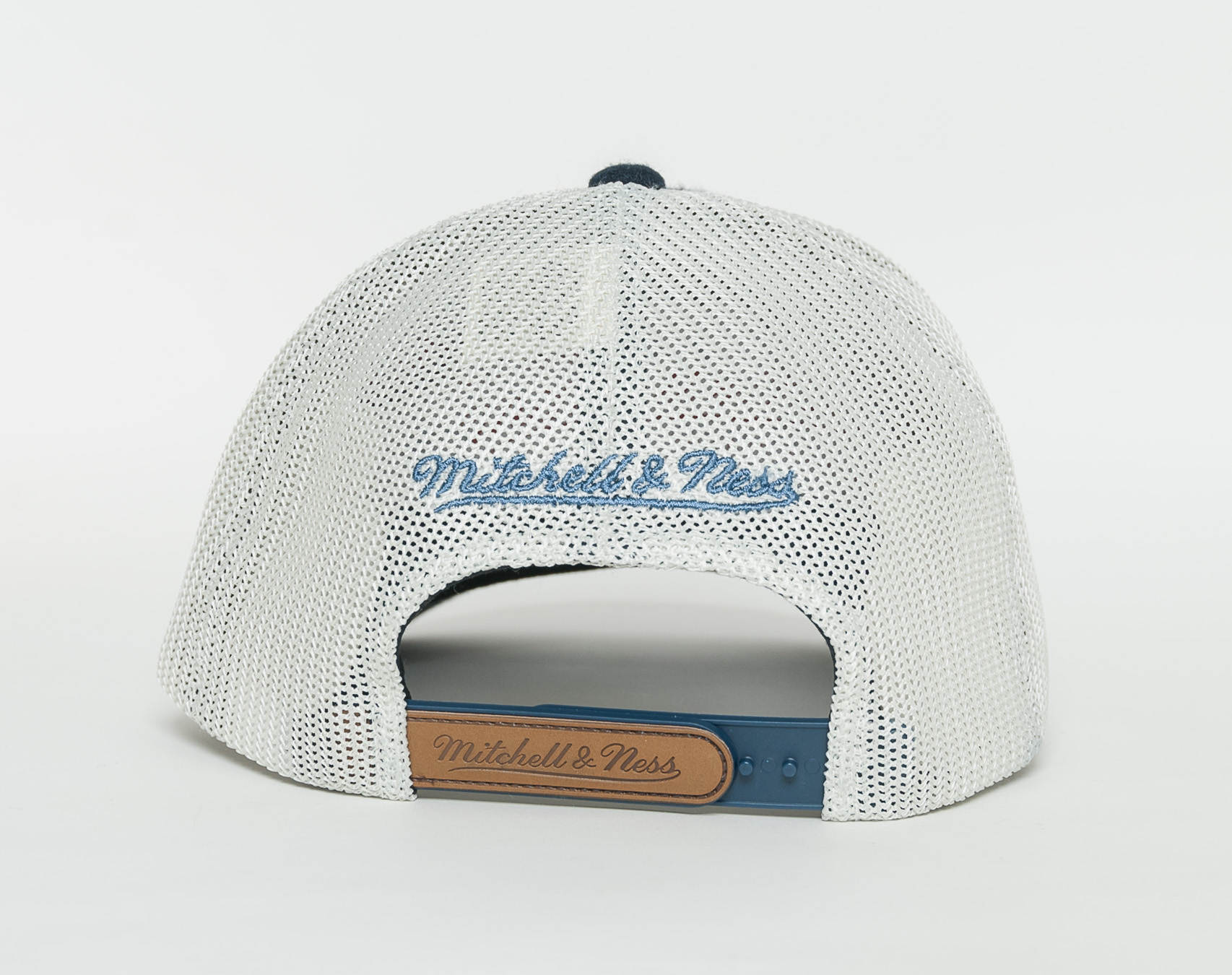 Kšiltovka Mitchell & Ness Patch 110 SB Cleveland Cavaliers Navy/White Snapback