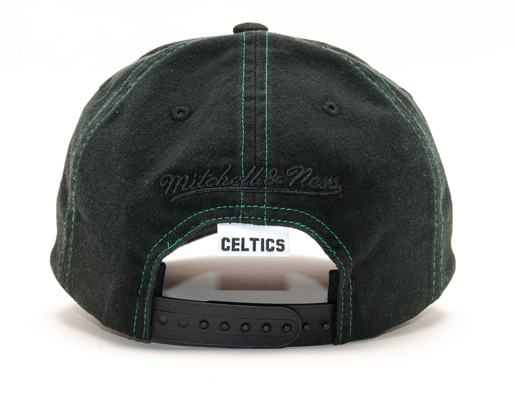 Kšiltovka Mitchell & Ness Boston Celtics Contrast Cotton Black/Green Snapback